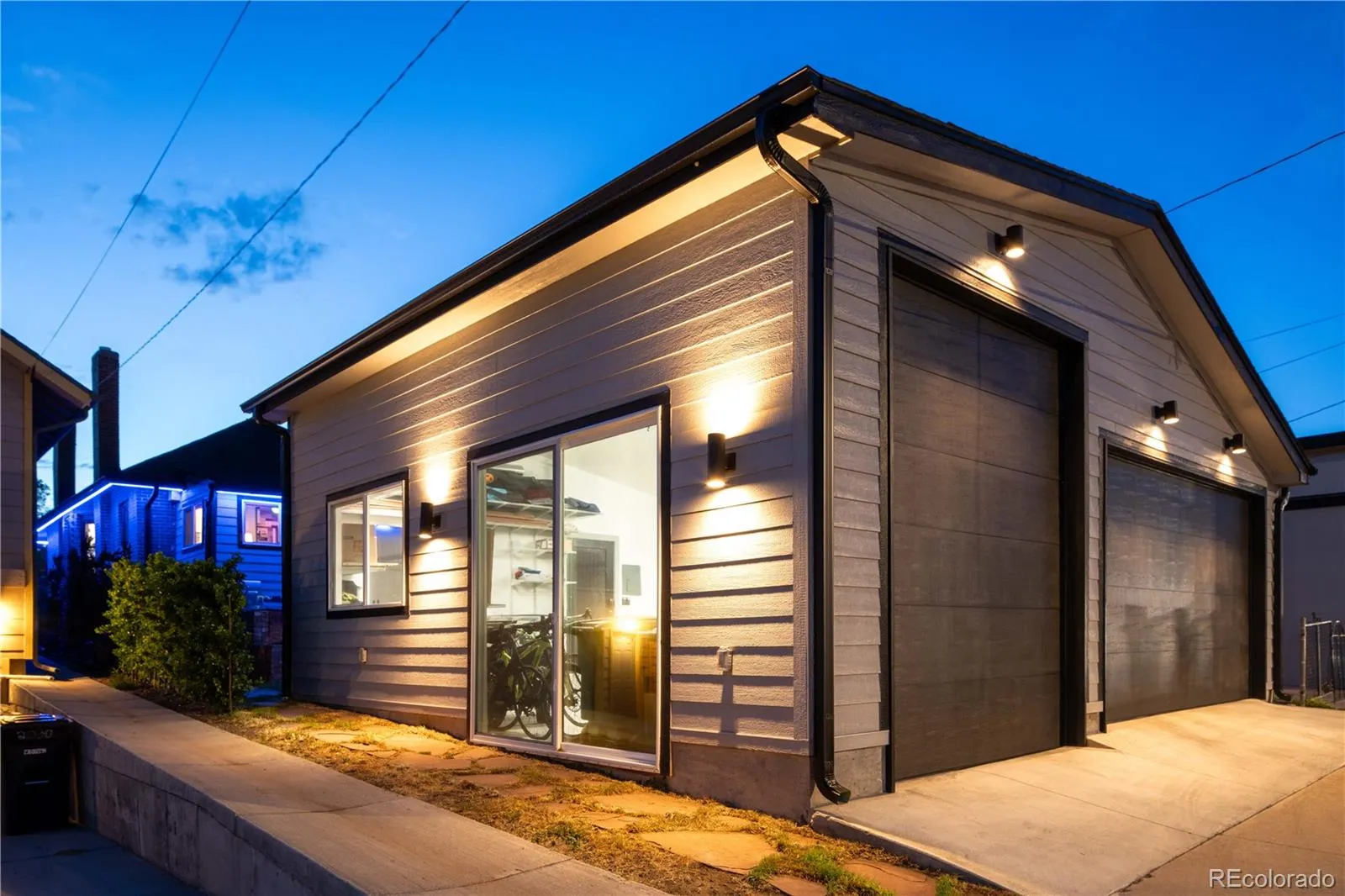 04162026212125 1600 39