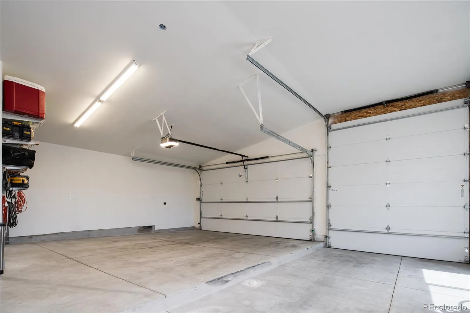 04162026212125 1600 43