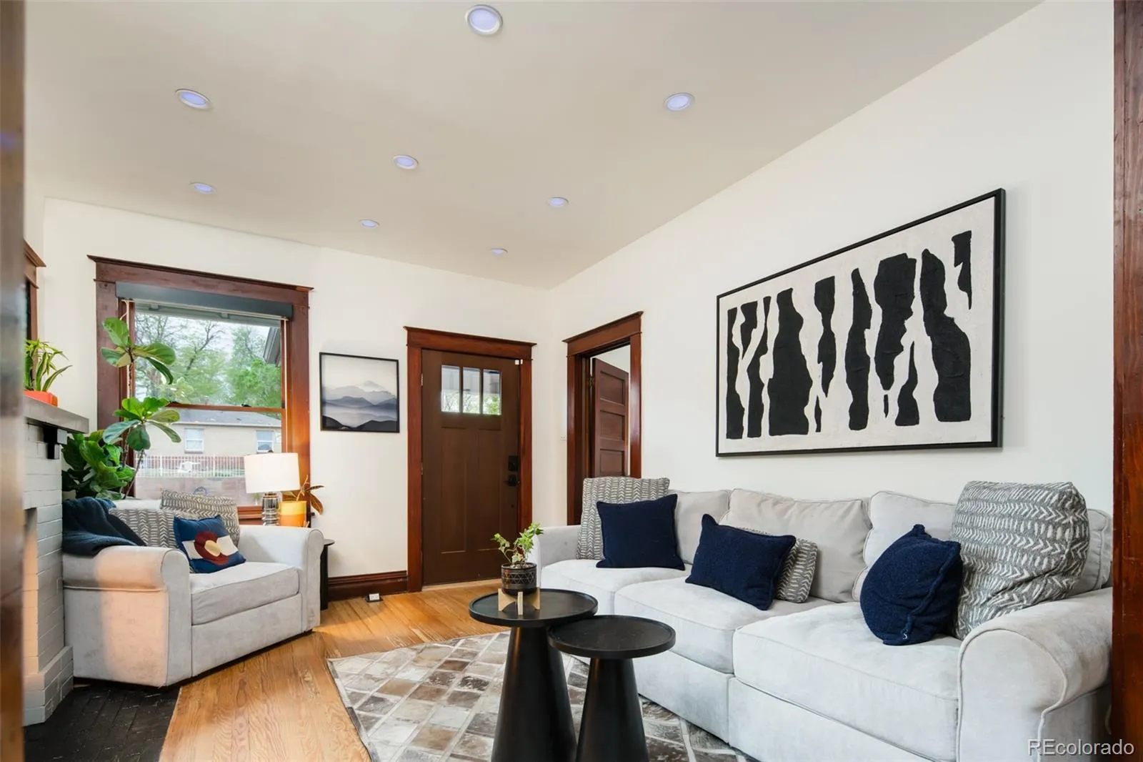 04162026212125 1600 8