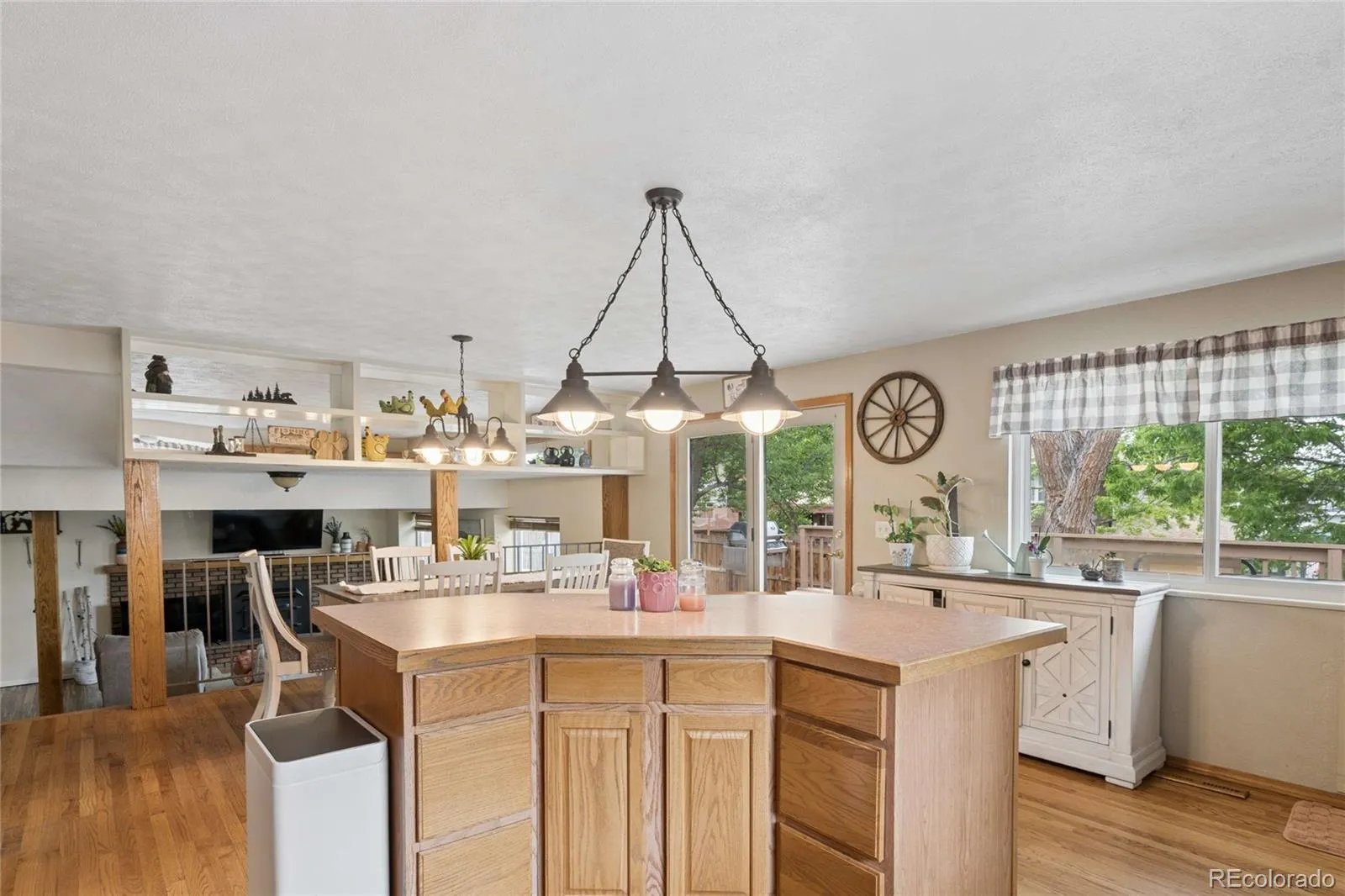 8352 Yarrow Court Arvada CO 80005 MLS #REC6215420 05202026143539 1600 14