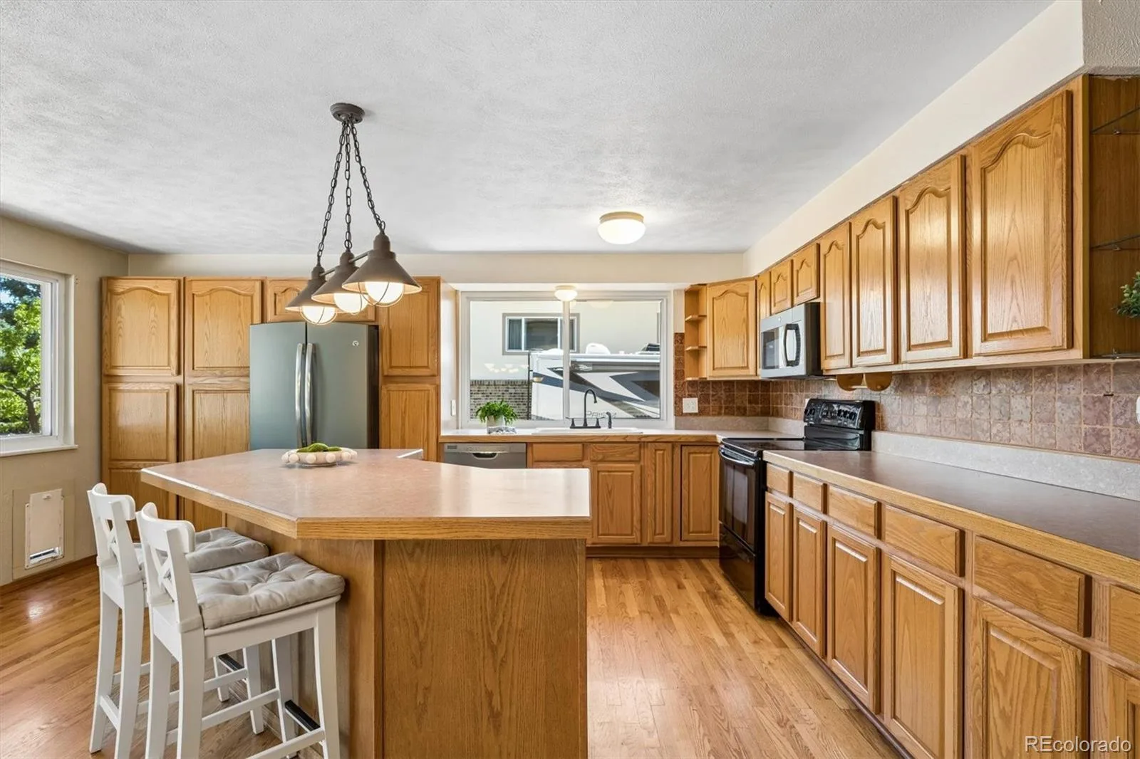 8352 Yarrow Court Arvada CO 80005 MLS #REC6215420 06132026142432 1600 11