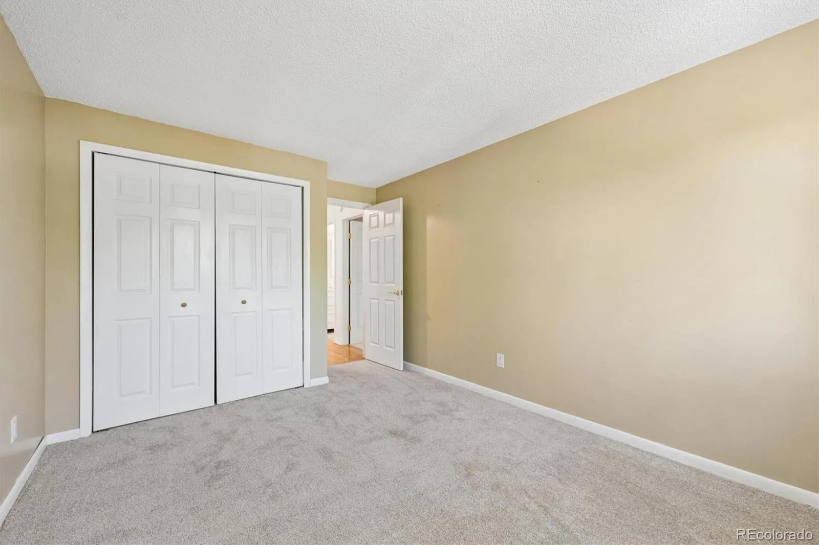 8352 Yarrow Court Arvada CO 80005 MLS #REC6215420 06132026142432 1600 28