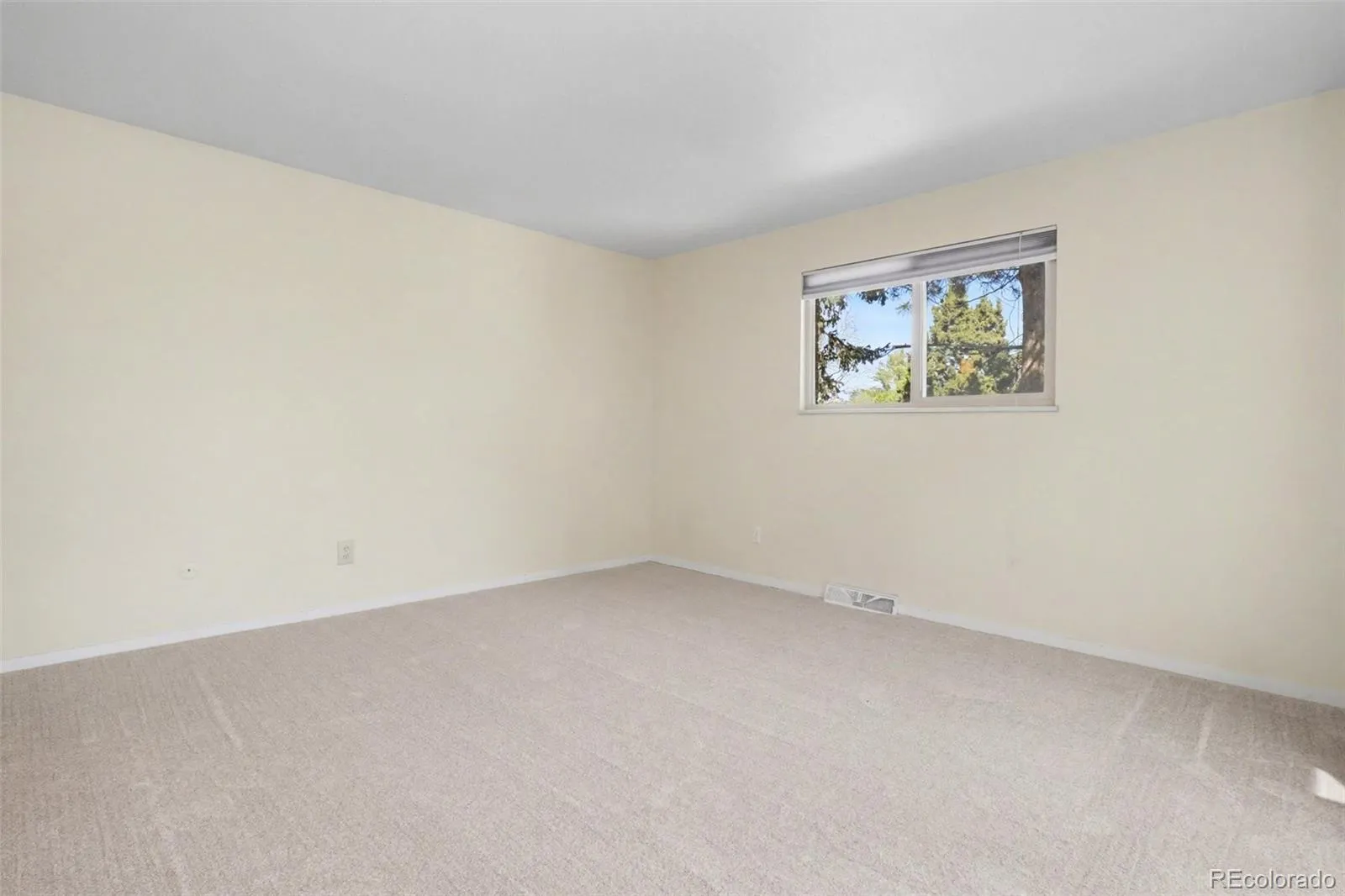 04032026232548 1600 14