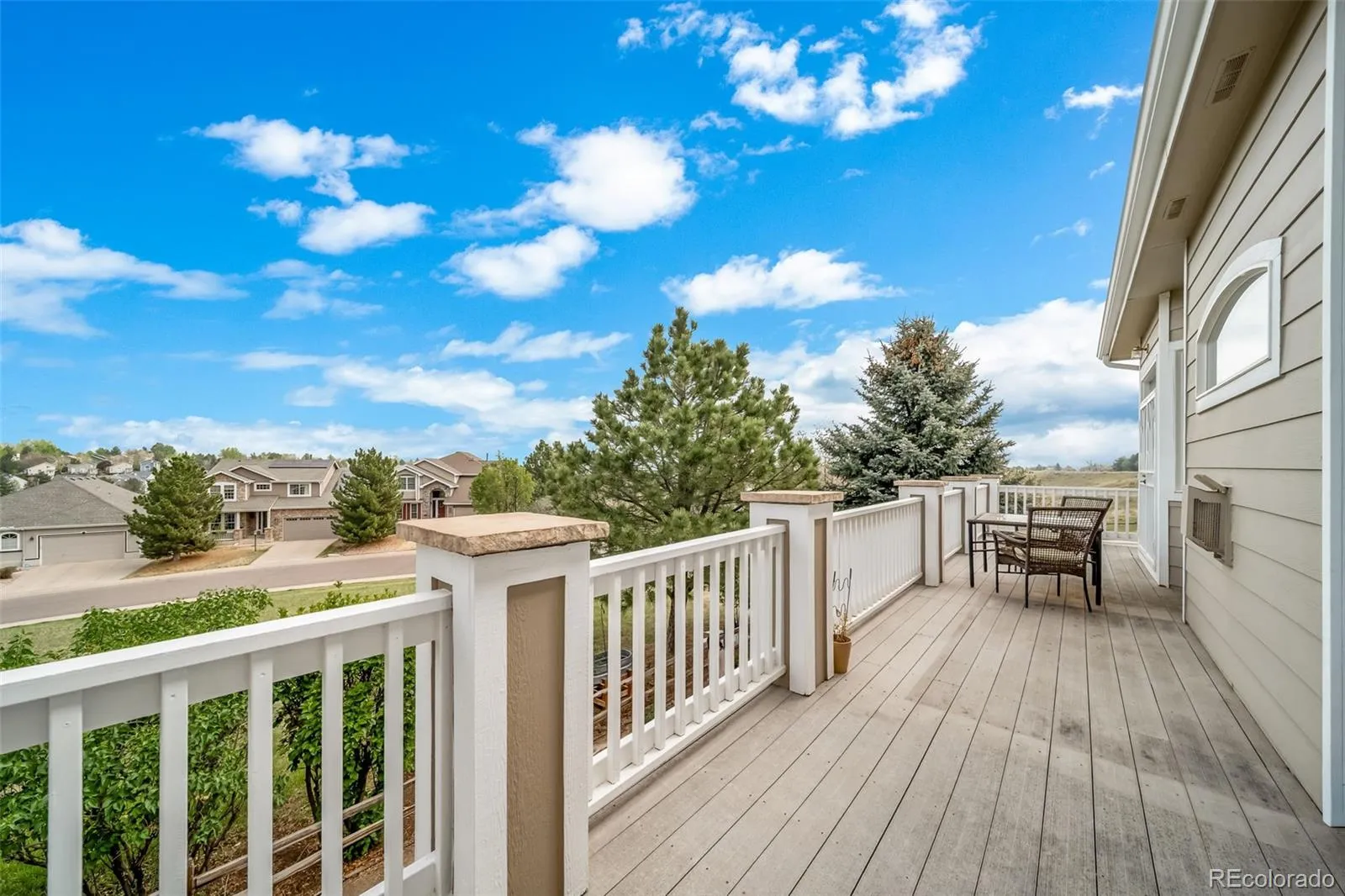 9225 W Quarles Place Littleton CO 80128 MLS #REC6216702 05142026075309 1600 16