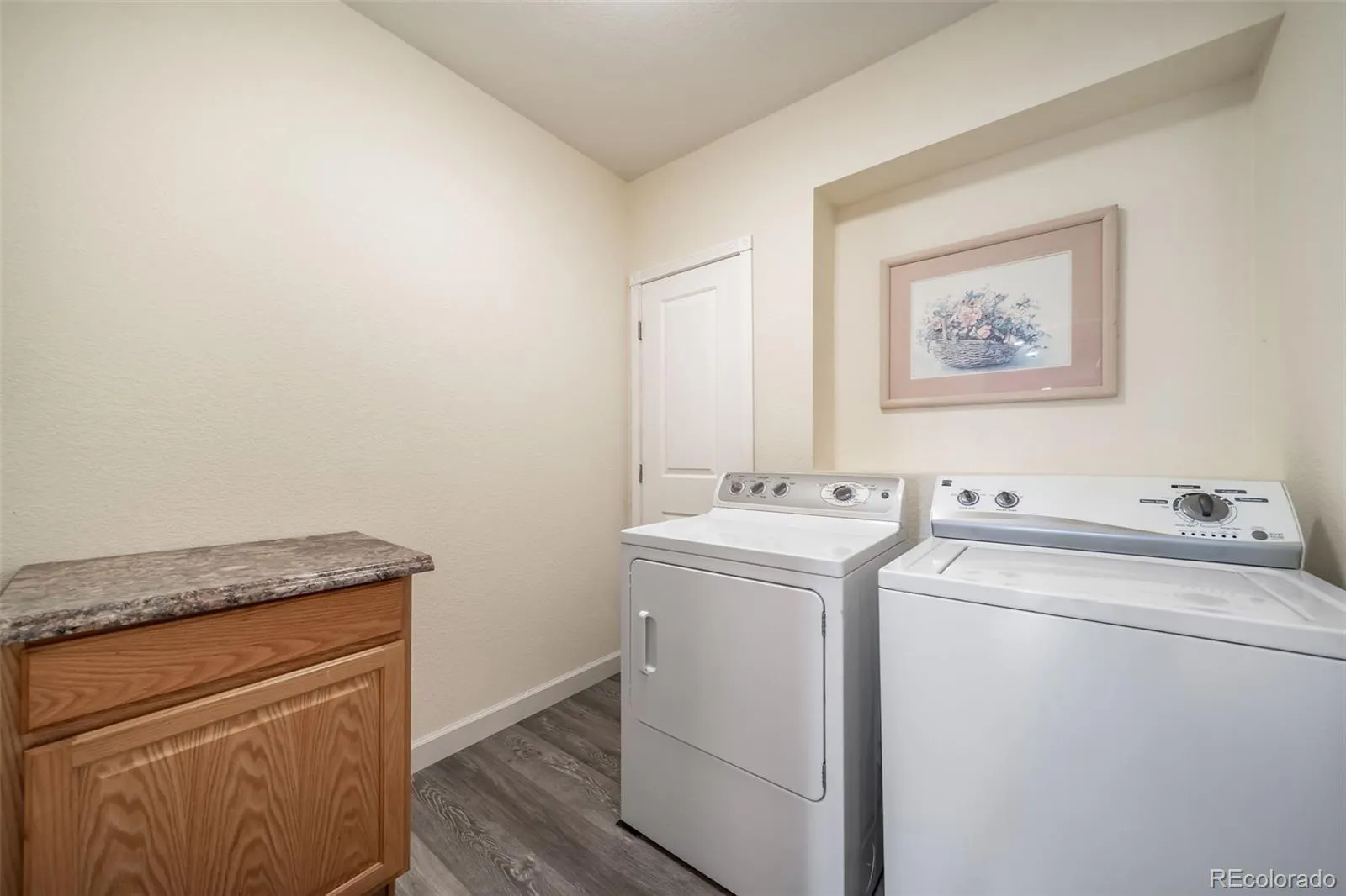 9225 W Quarles Place Littleton CO 80128 MLS #REC6216702 05142026075309 1600 43
