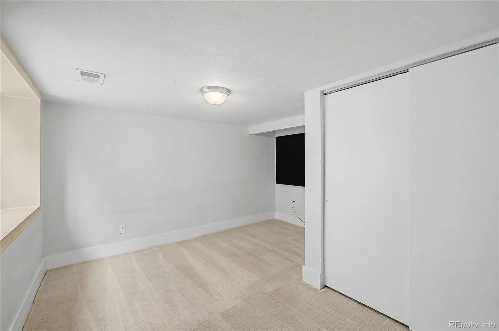 3318 N Steele Street Denver CO 80205 MLS #REC6218791 06262026041025 1600 17