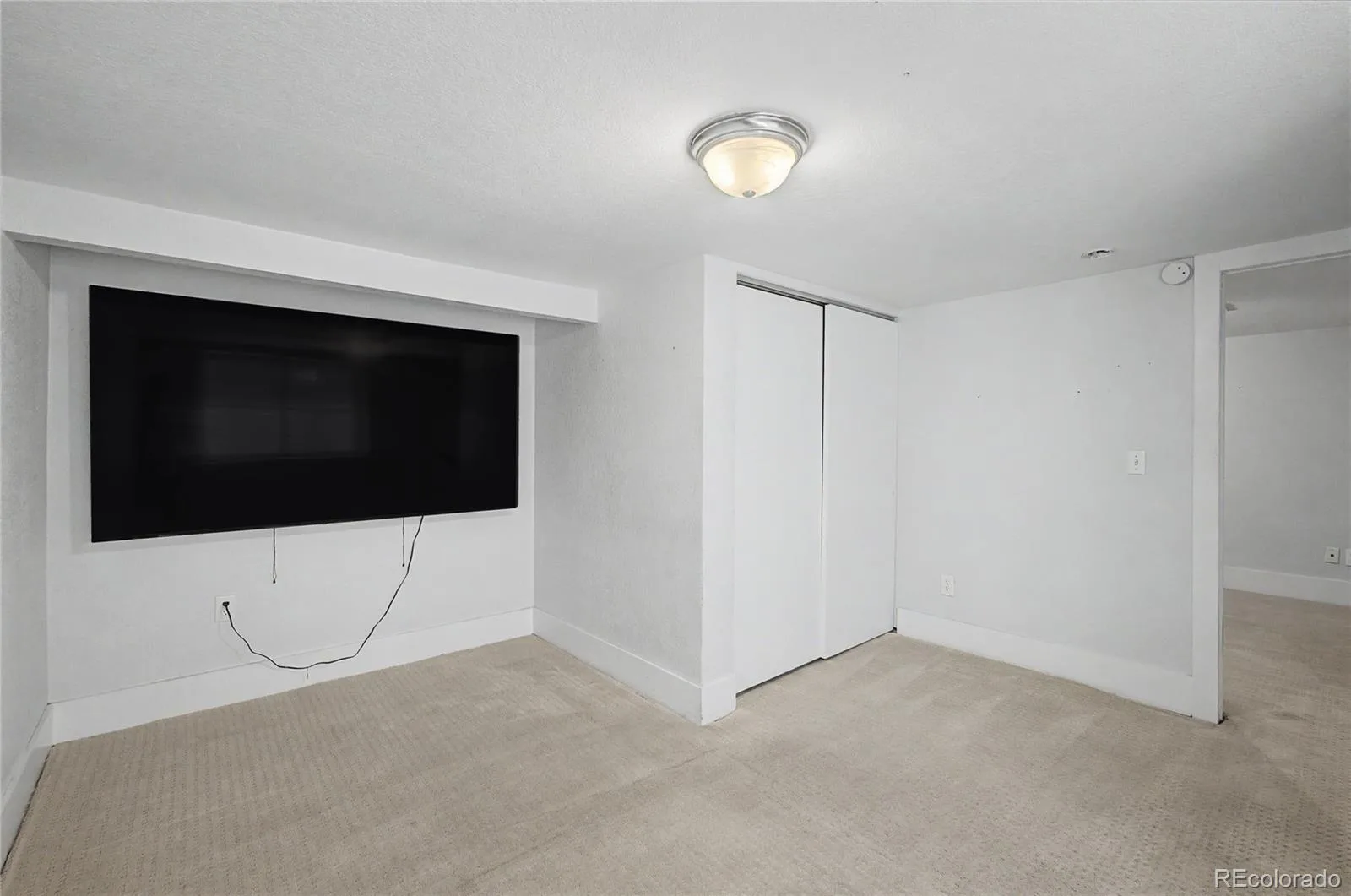 3318 N Steele Street Denver CO 80205 MLS #REC6218791 06262026041025 1600 18