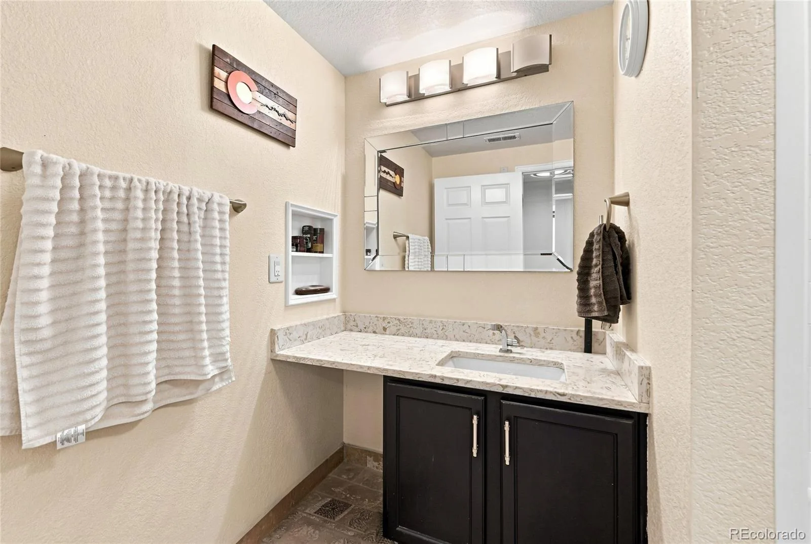 5723 N Gibralter Way #4-102 Aurora CO 80019 | MLS #REC6221088 08132026171616 1600 13