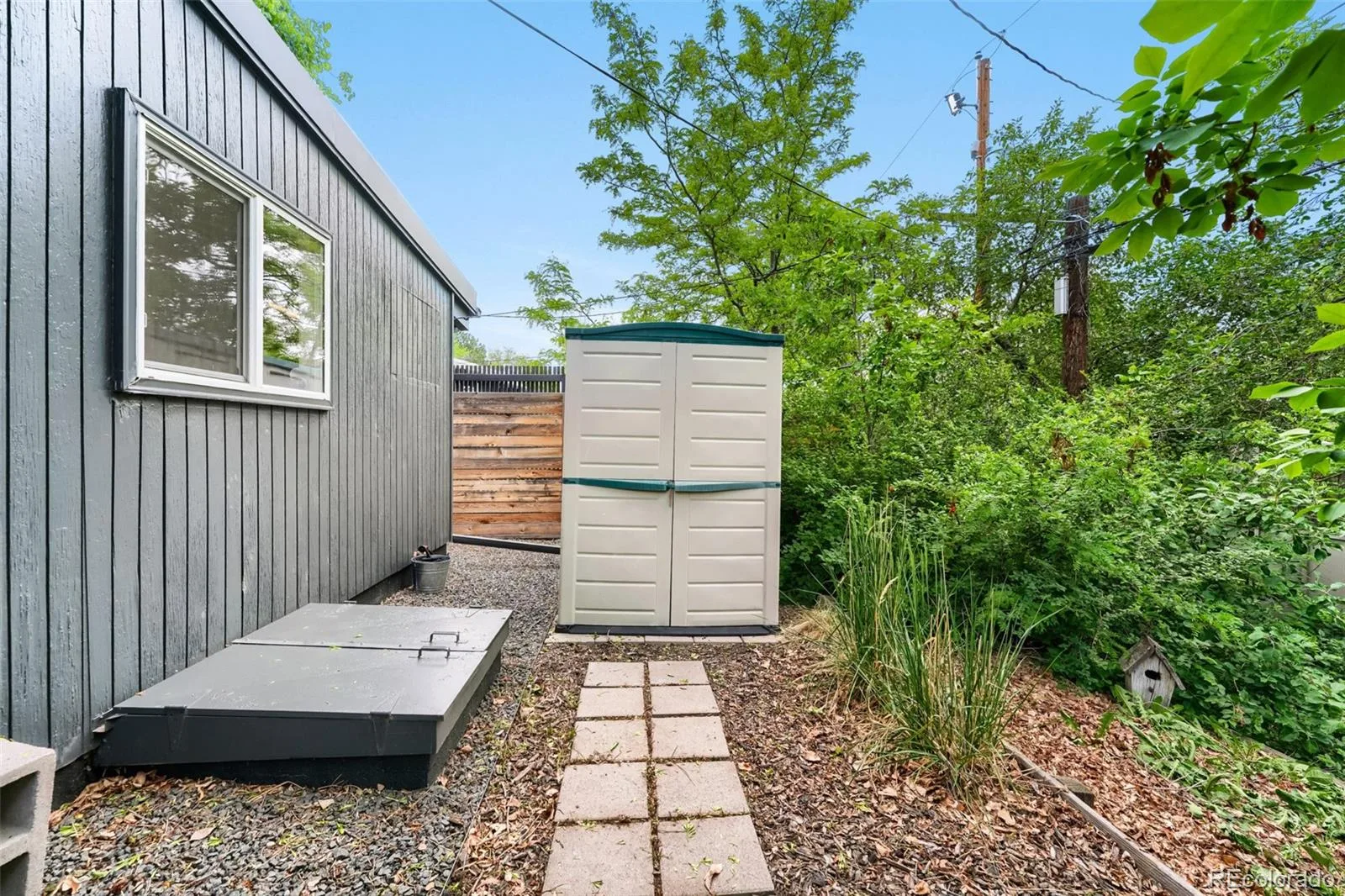 1860 S Holly Street Denver CO 80222 MLS #REC6221826 06022026184754 1600 26