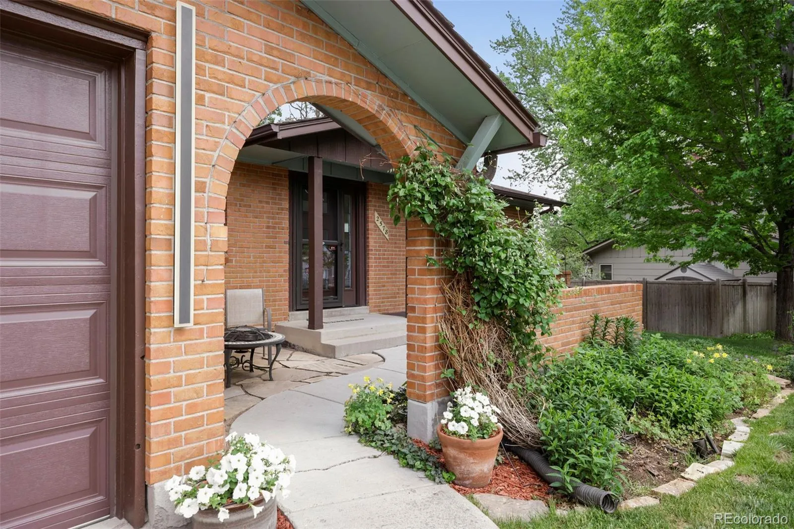 2578 S Dover Way Lakewood CO 80227 MLS #REC6222082 05202026023752 1600 2