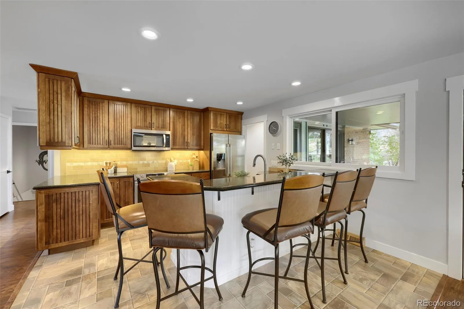 2578 S Dover Way Lakewood CO 80227 MLS #REC6222082 05202026023752 1600 8