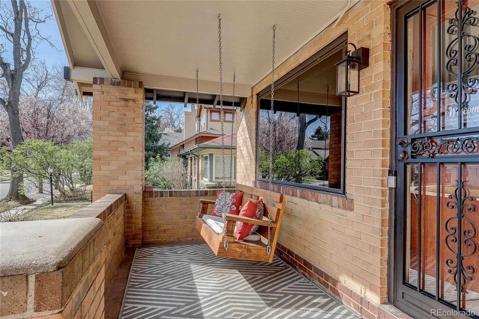 04012026033715 1600 4