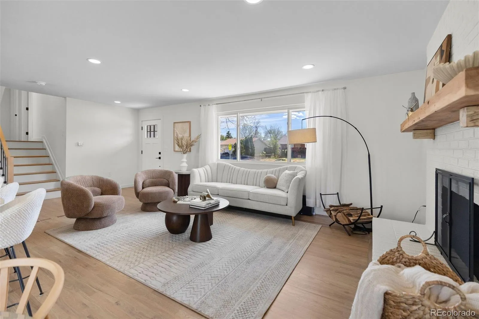 04182026154218 1600 16