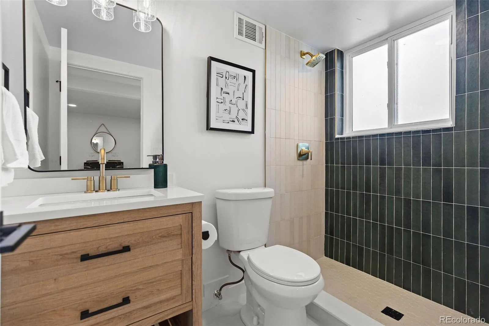 04182026154218 1600 26