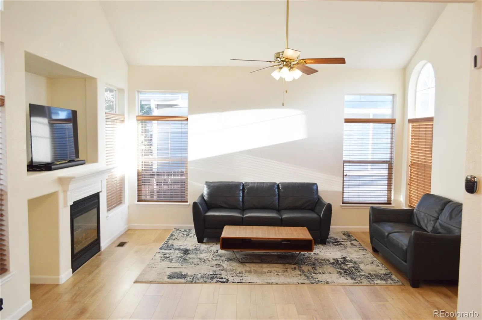 1266 S Beeler Street Denver CO 80247 MLS #REC6225824 04222026175347 1600 13