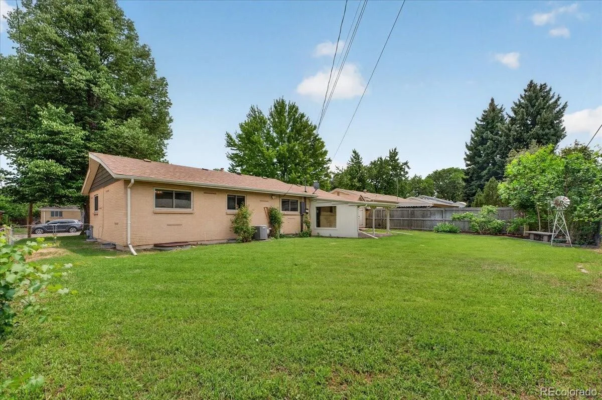 1241 S Marshall Street Lakewood CO 80232 MLS #REC6227547 07072026153834 1200 31