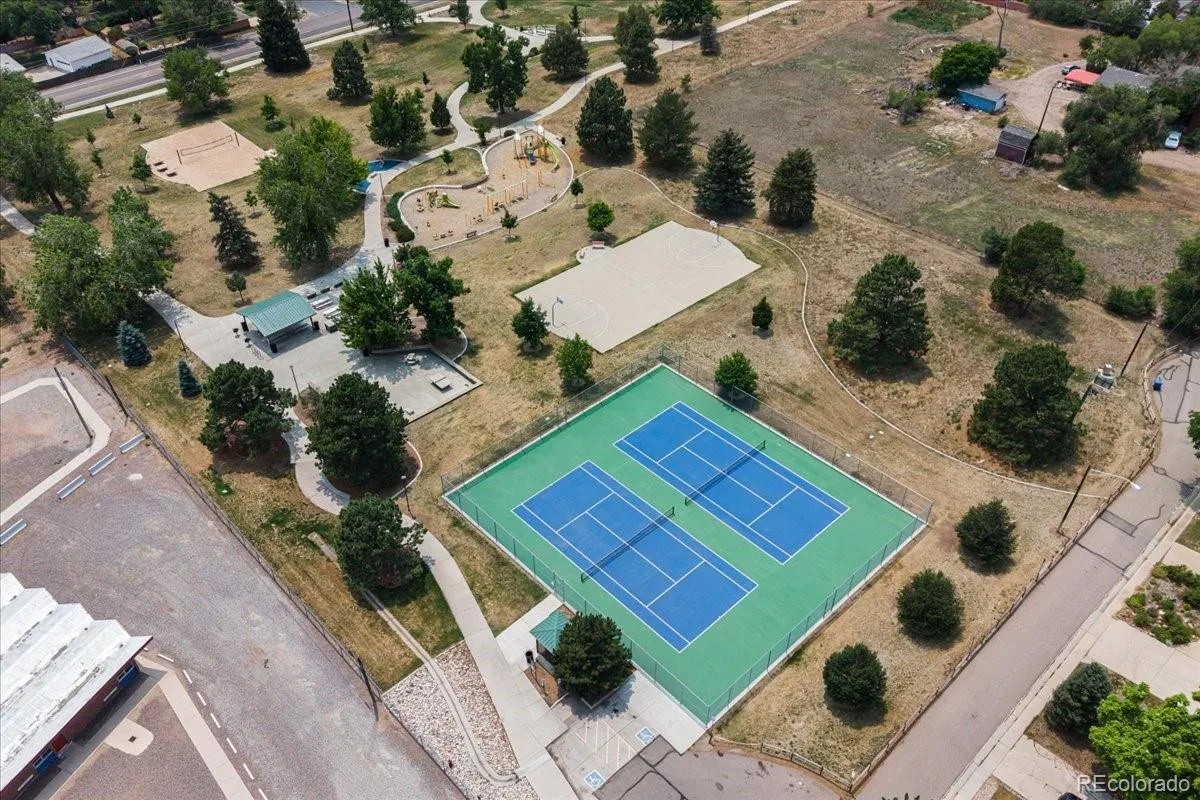 1241 S Marshall Street Lakewood CO 80232 MLS #REC6227547 07072026153834 1200 39