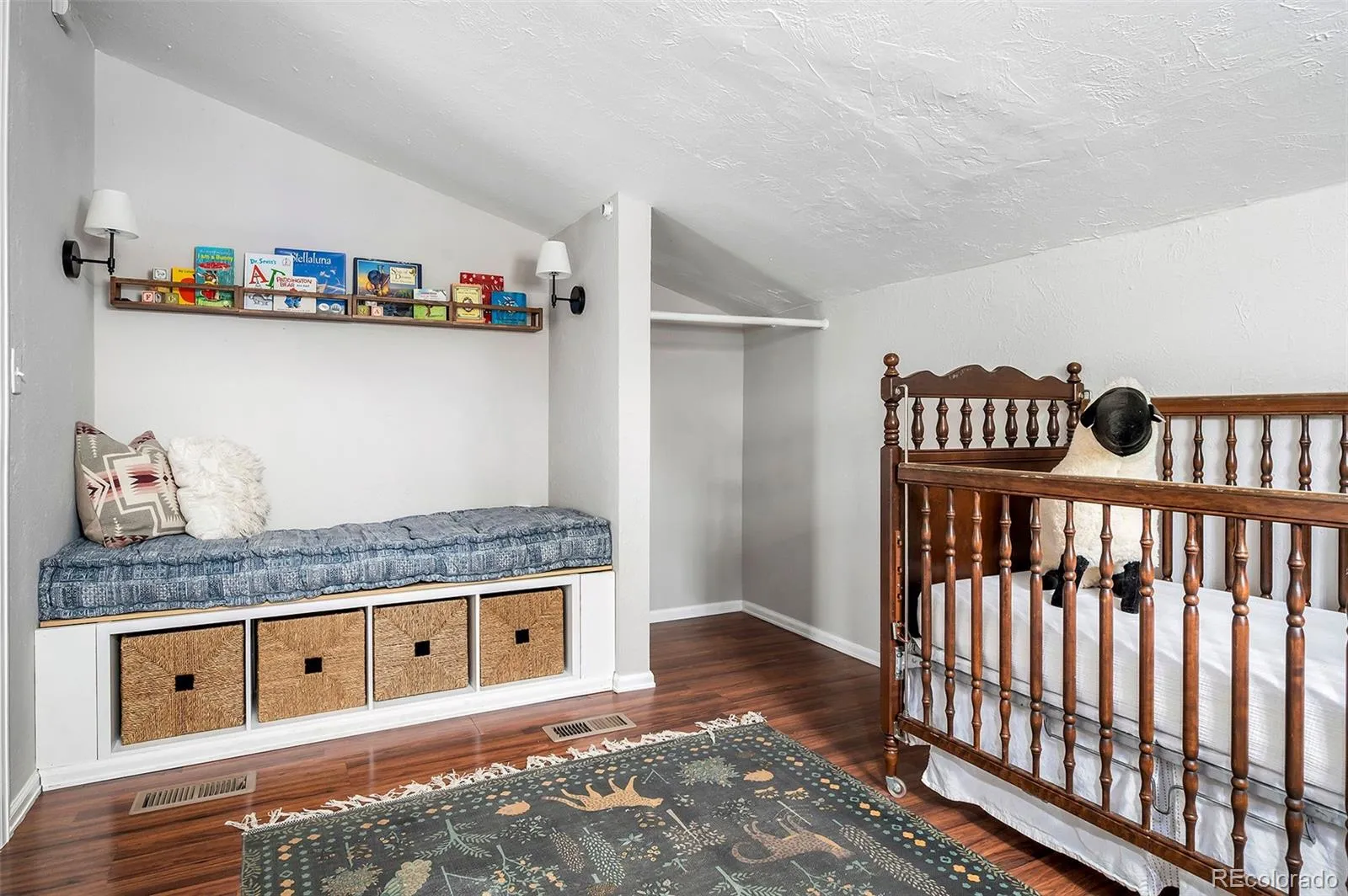 3173 W Ada Place Denver CO 80219 MLS #REC6227901 05032026050622 1600 29