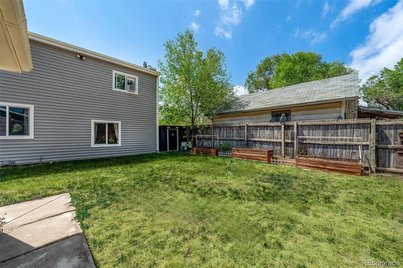 3173 W Ada Place Denver CO 80219 MLS #REC6227901 05032026050622 1600 40