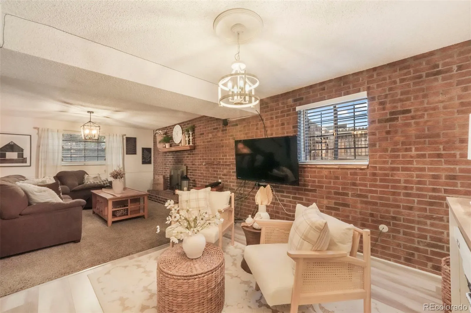 04172026171559 1600 22