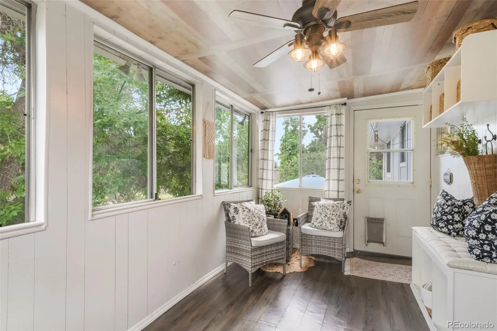 04172026171559 1600 9