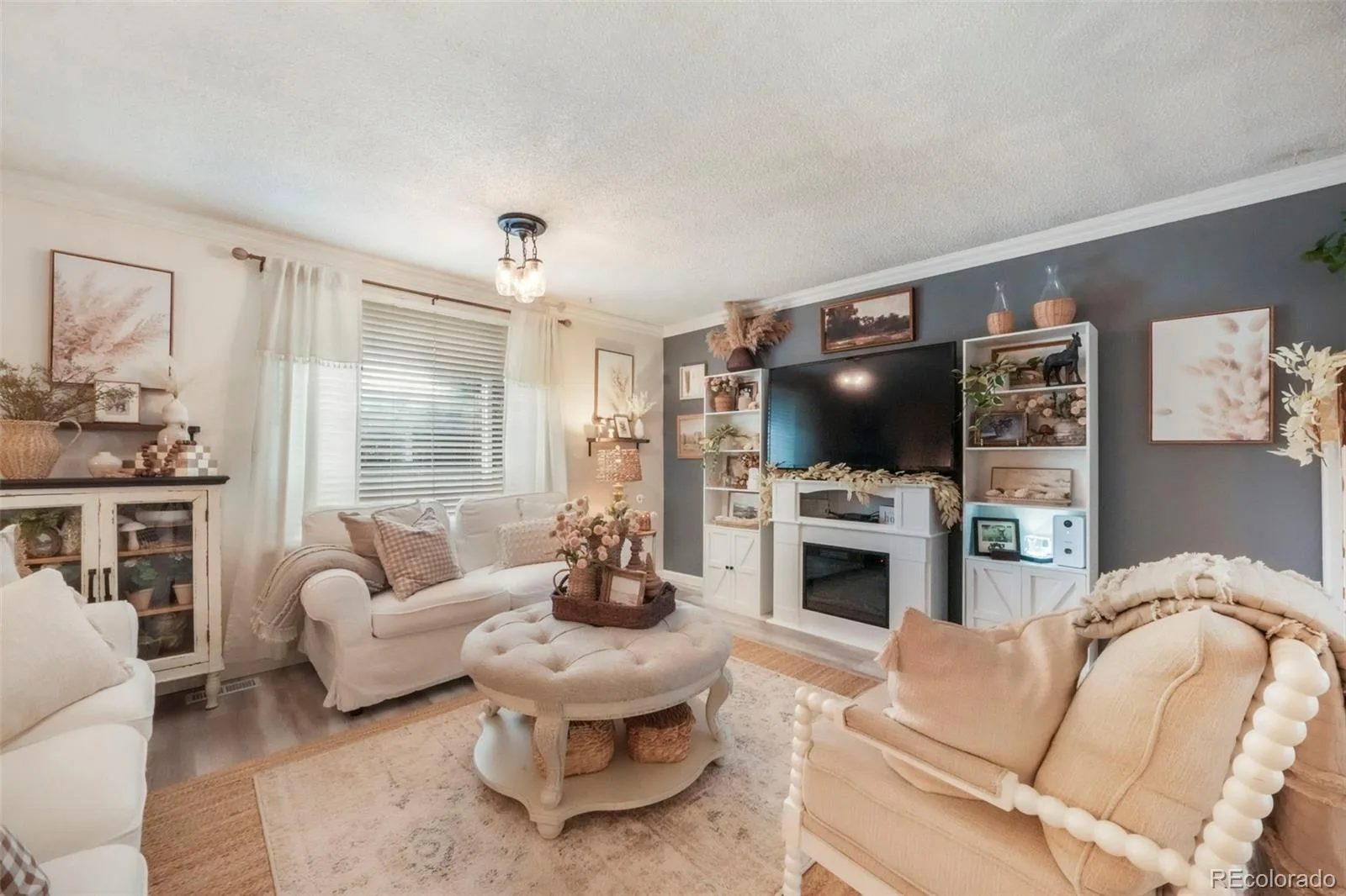 8280 Everett Way Arvada CO 80005 MLS #REC6230713 06192026235447 1600 3
