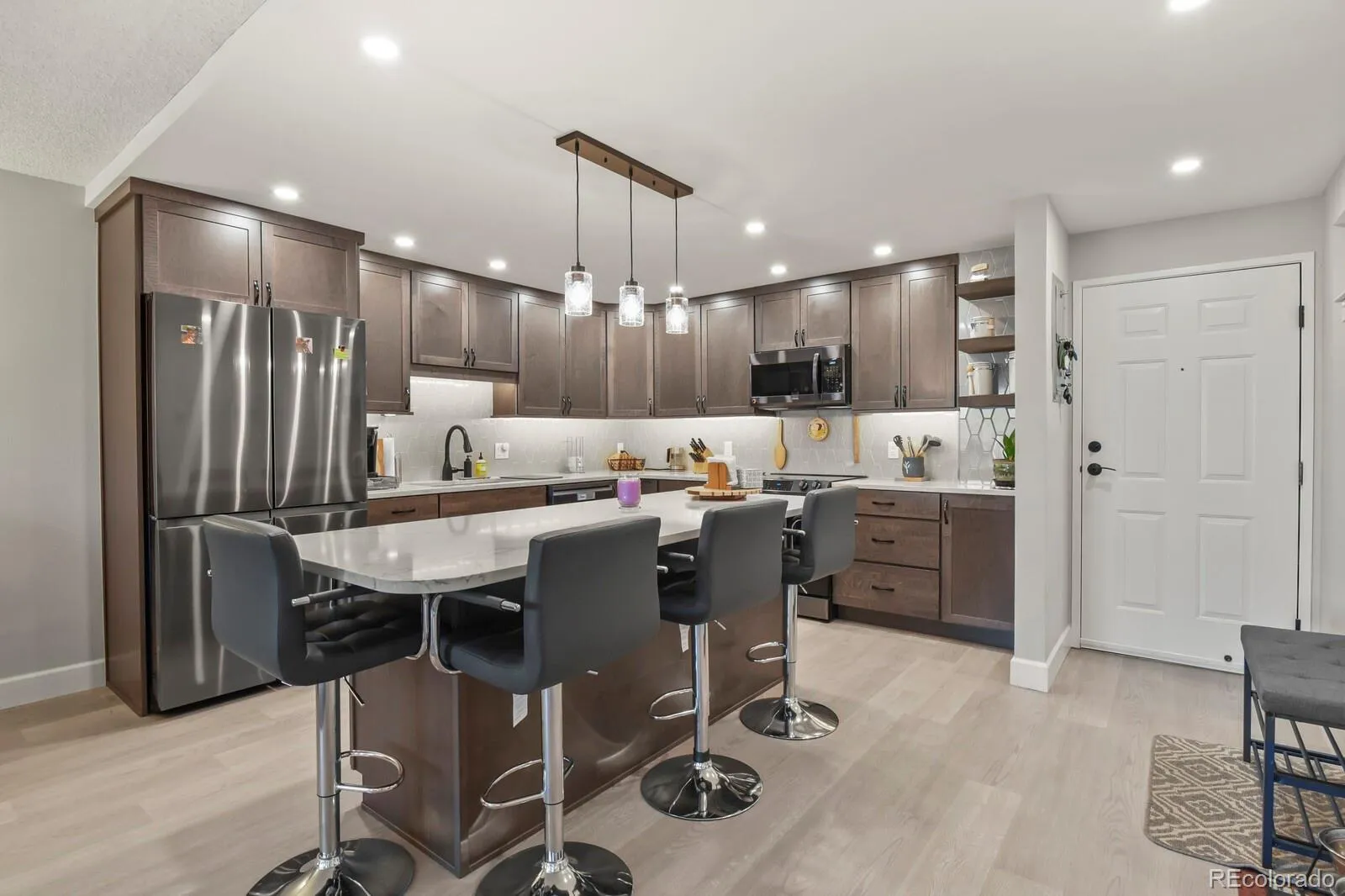 2868 S Heather Gardens Way #109 #B 250 Aurora CO 80014 MLS #REC6231804 04222026001000 1600 3