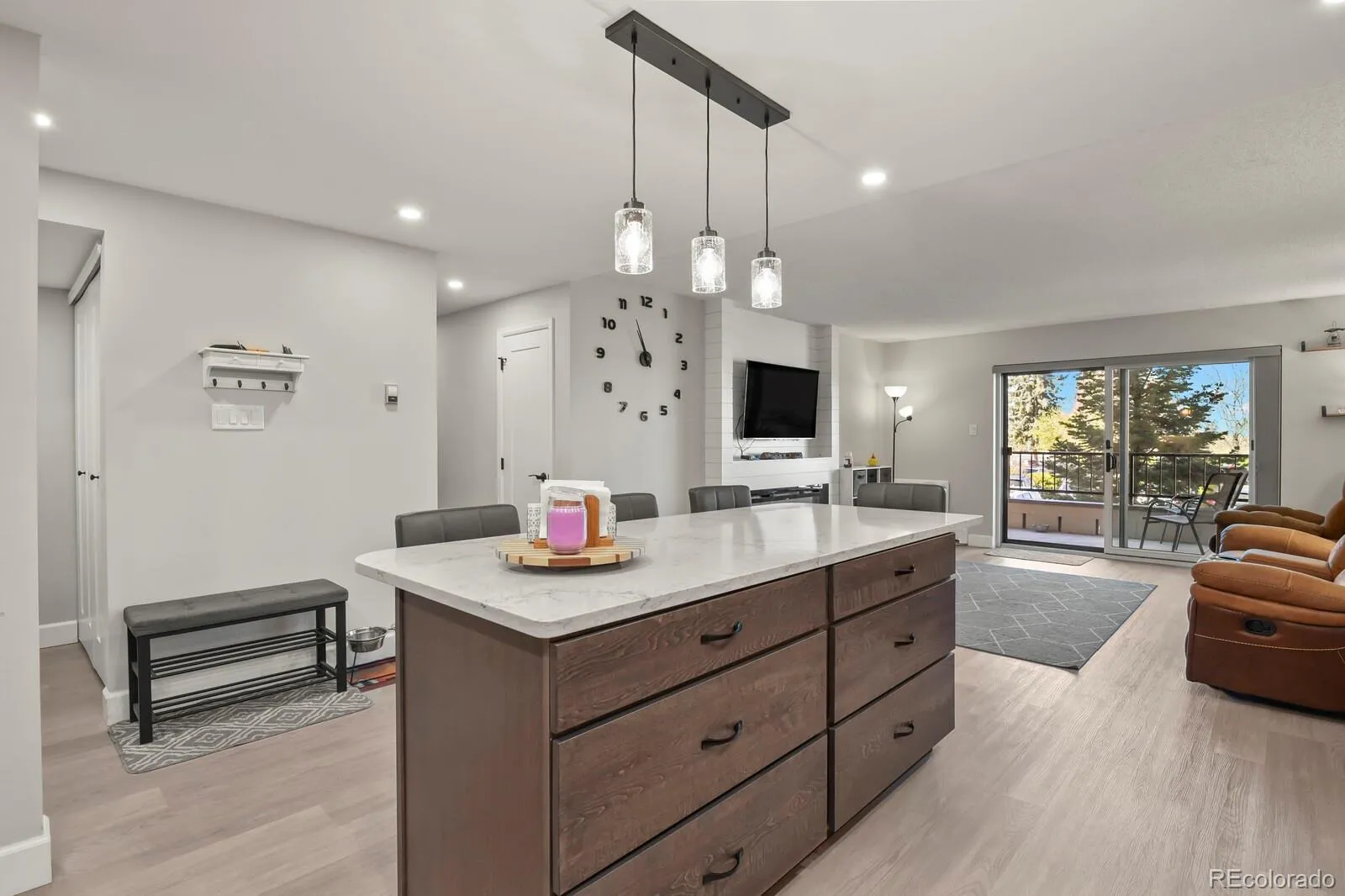 2868 S Heather Gardens Way #109 #B 250 Aurora CO 80014 MLS #REC6231804 04222026001000 1600 8