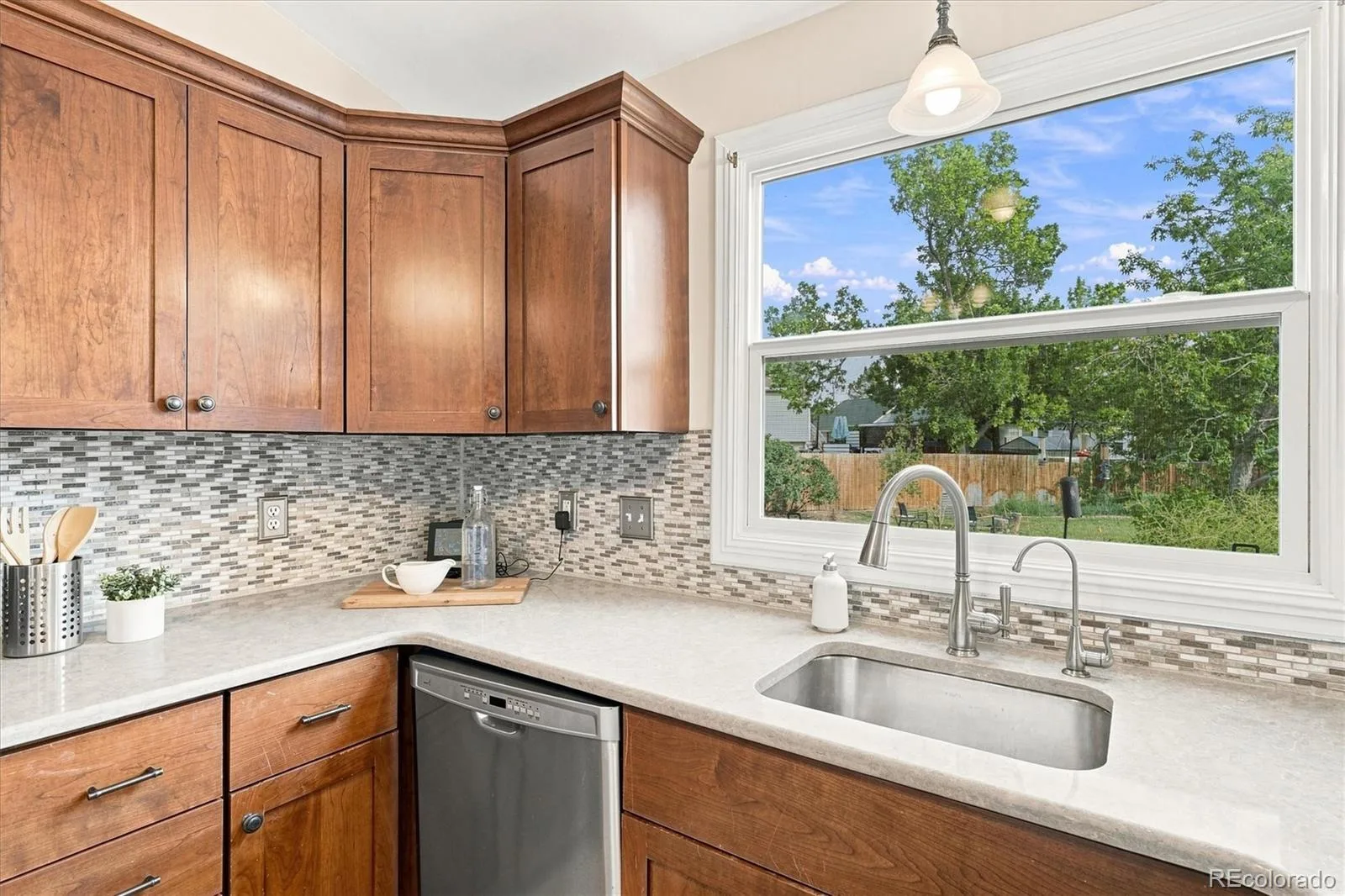 9427 W Nichols Place Littleton CO 80128 | MLS #REC6232816 08152026034339 1600 13
