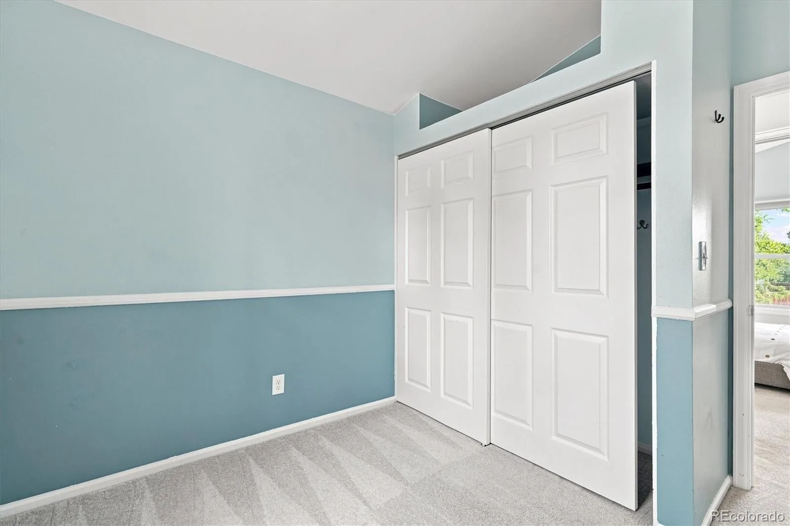 9427 W Nichols Place Littleton CO 80128 | MLS #REC6232816 08152026034339 1600 44