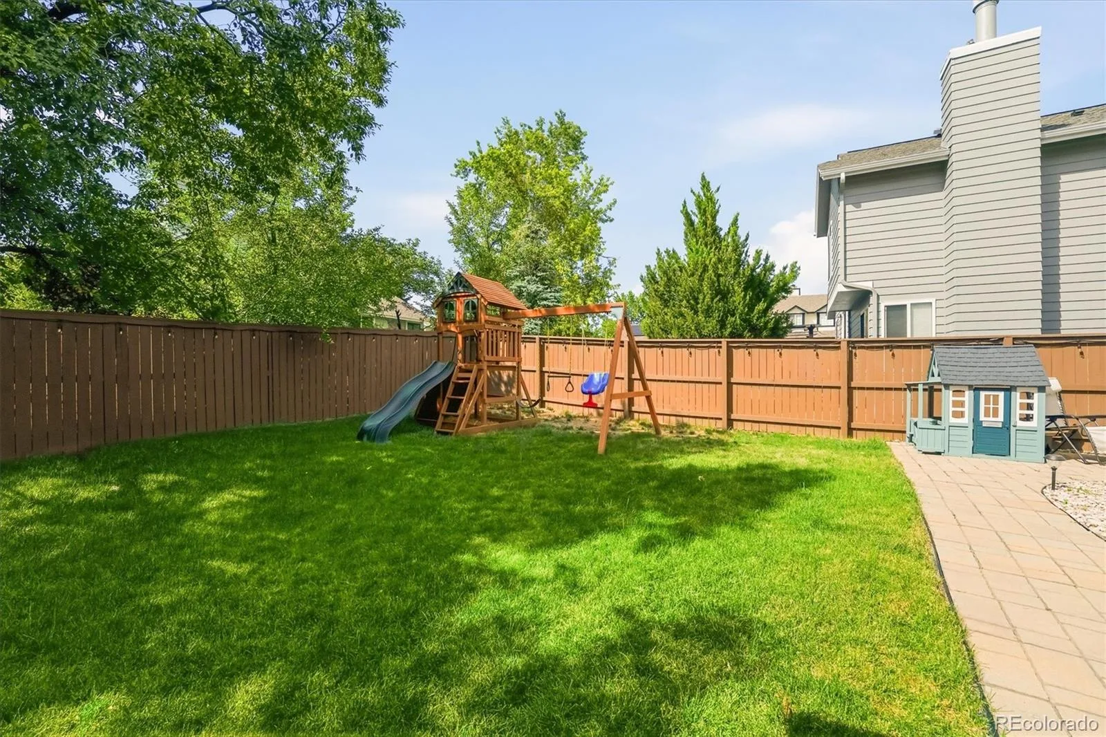 1075 Brittany Way Littleton CO 80126 | MLS #REC6233140 06252026213337 1600 31