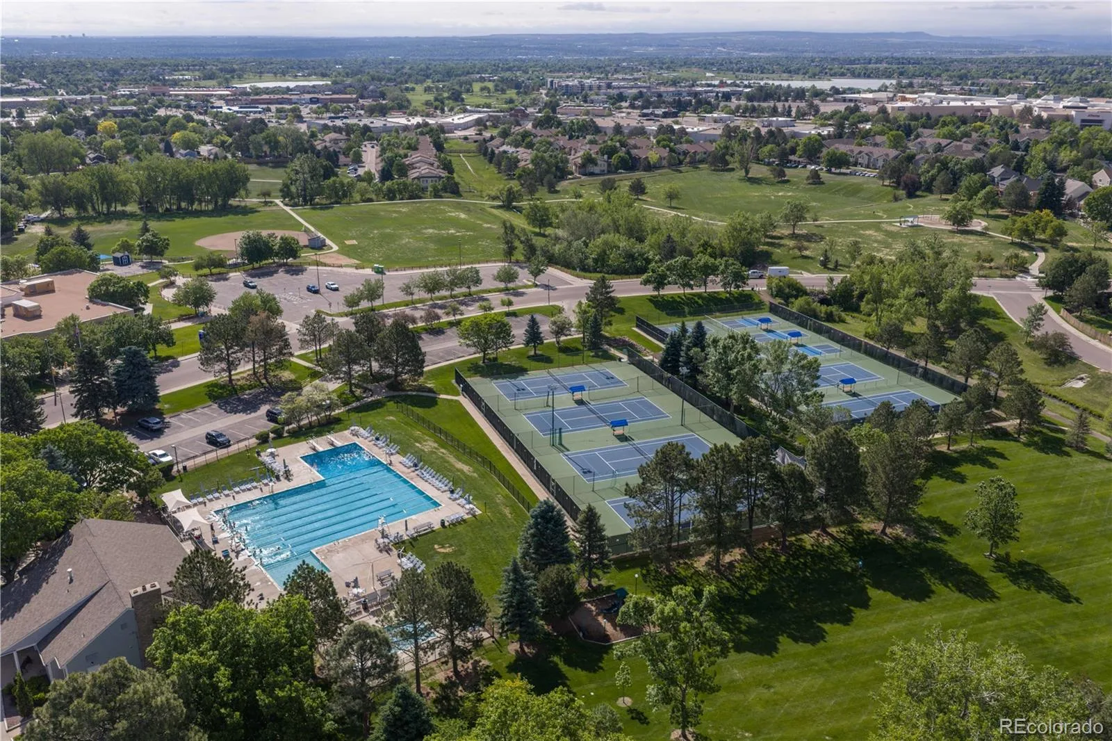 5415 S Dover Street #102 Littleton CO 80123 MLS #REC6233669 06112026172929 1600 28