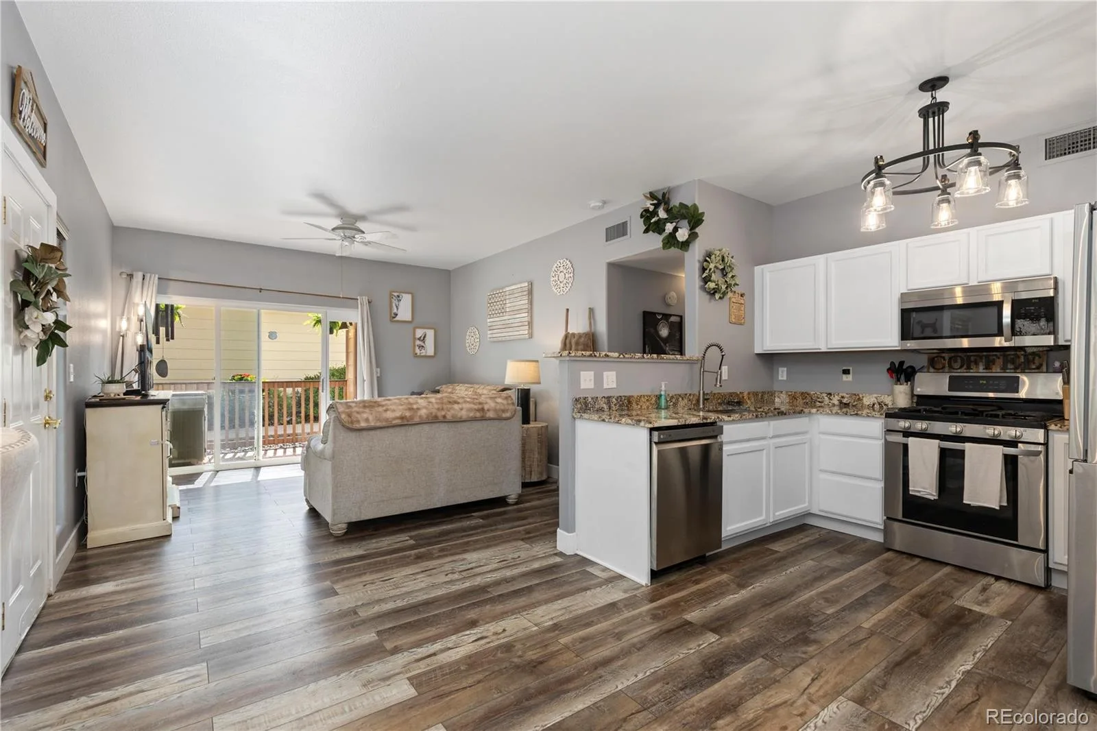 5415 S Dover Street #102 Littleton CO 80123 MLS #REC6233669 06112026172929 1600 7
