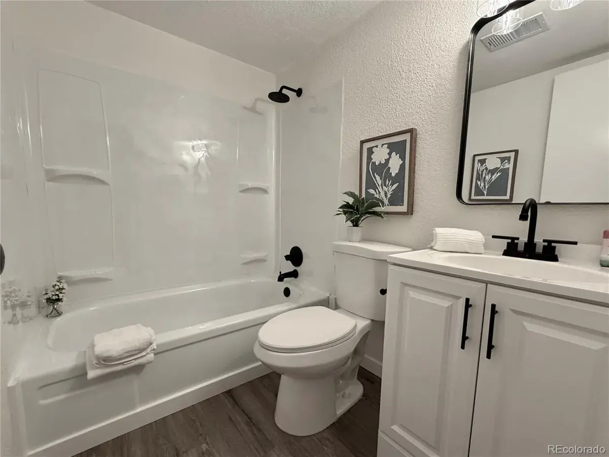 9230 E Girard Avenue #7 Denver CO 80231 MLS #REC6235593 10112025165553 1200 8