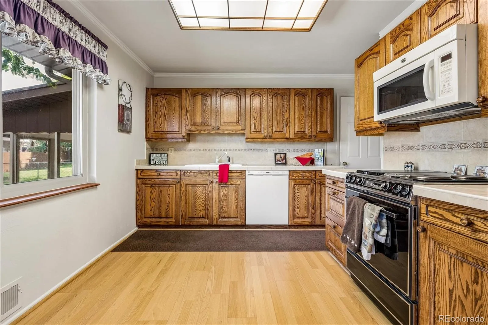 2755 S Patton Court Denver CO 80236 MLS #REC6236410 05282026020126 1600 11