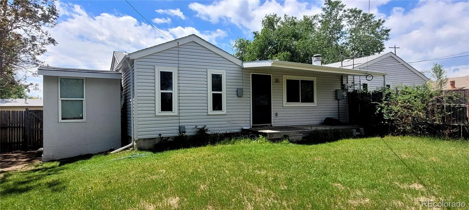 11101 W 45th Avenue Wheat Ridge CO 80033 MLS #REC6237114 05222026001130 1600 10