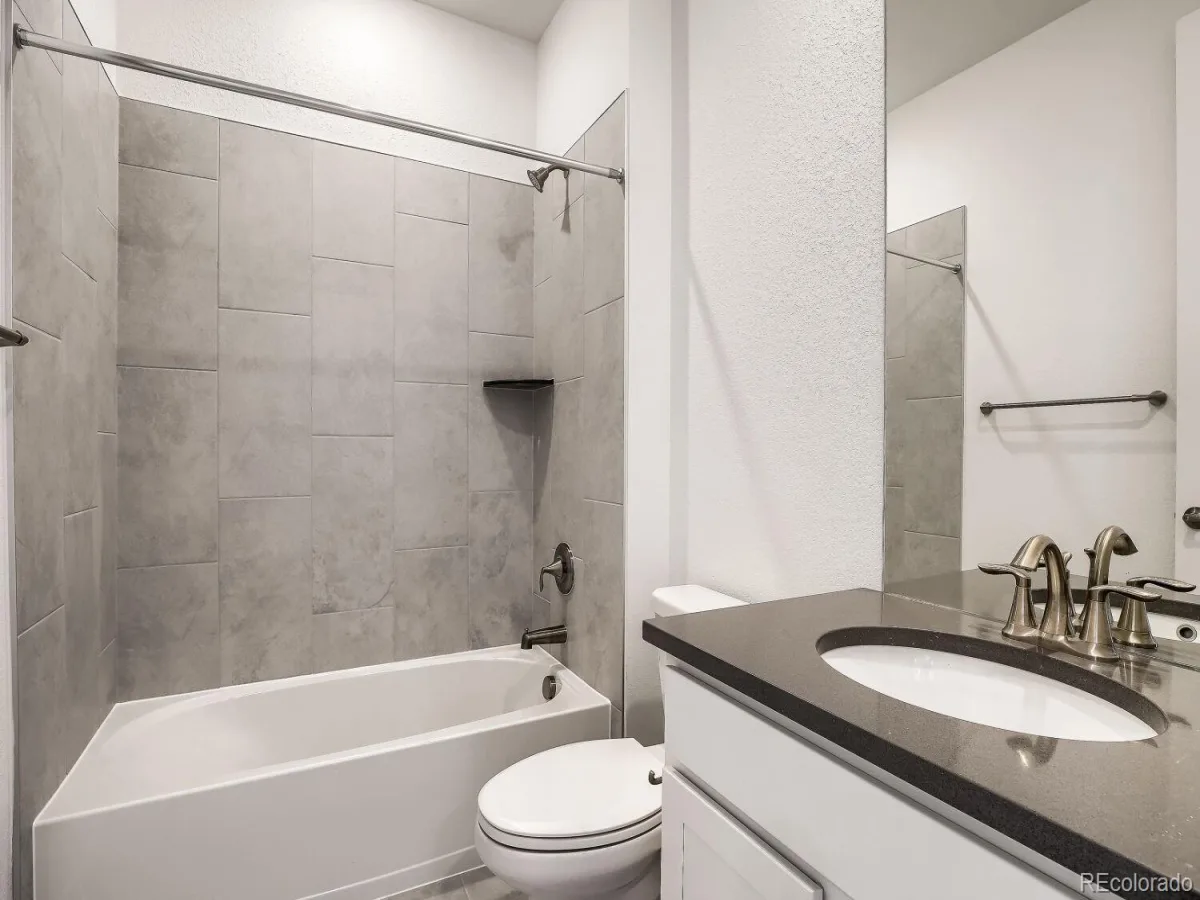 24734 E Kettle Court Aurora CO 80016 MLS #REC6237423 07032026161337 1200 9