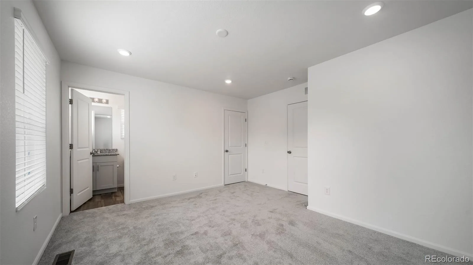 12562 E 100th Avenue Commerce City CO 80022 | MLS #REC6239321 07022026150455 1600 16