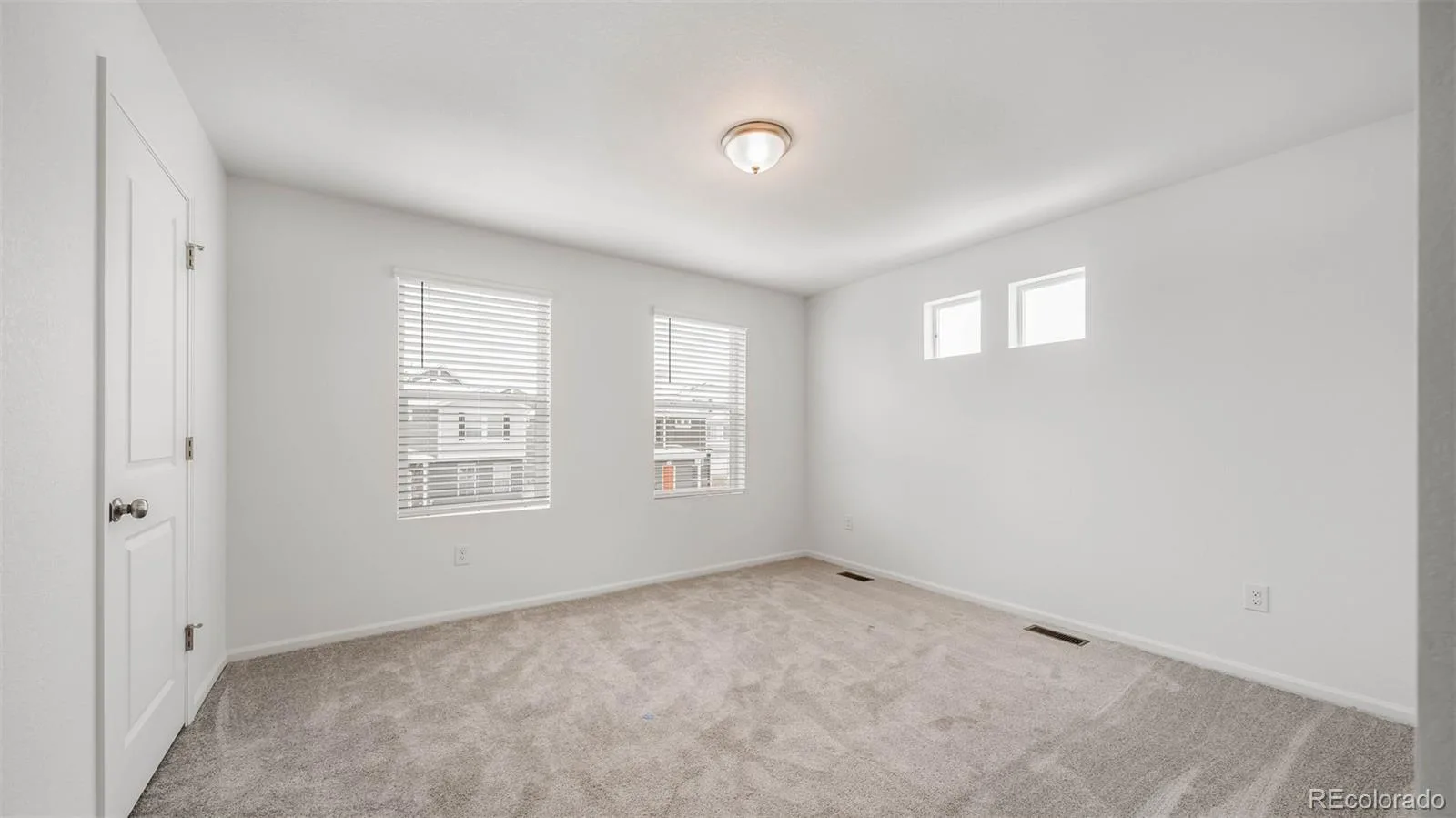 12562 E 100th Avenue Commerce City CO 80022 | MLS #REC6239321 07022026150455 1600 19