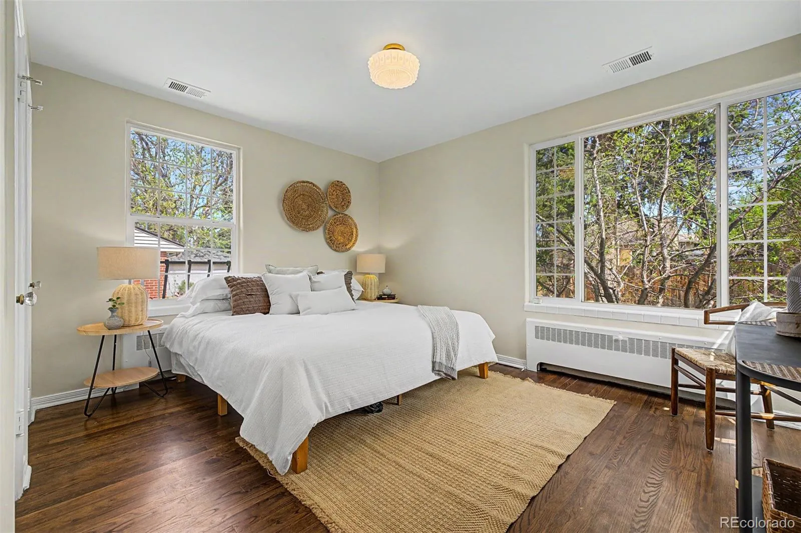 04172026205838 1600 18