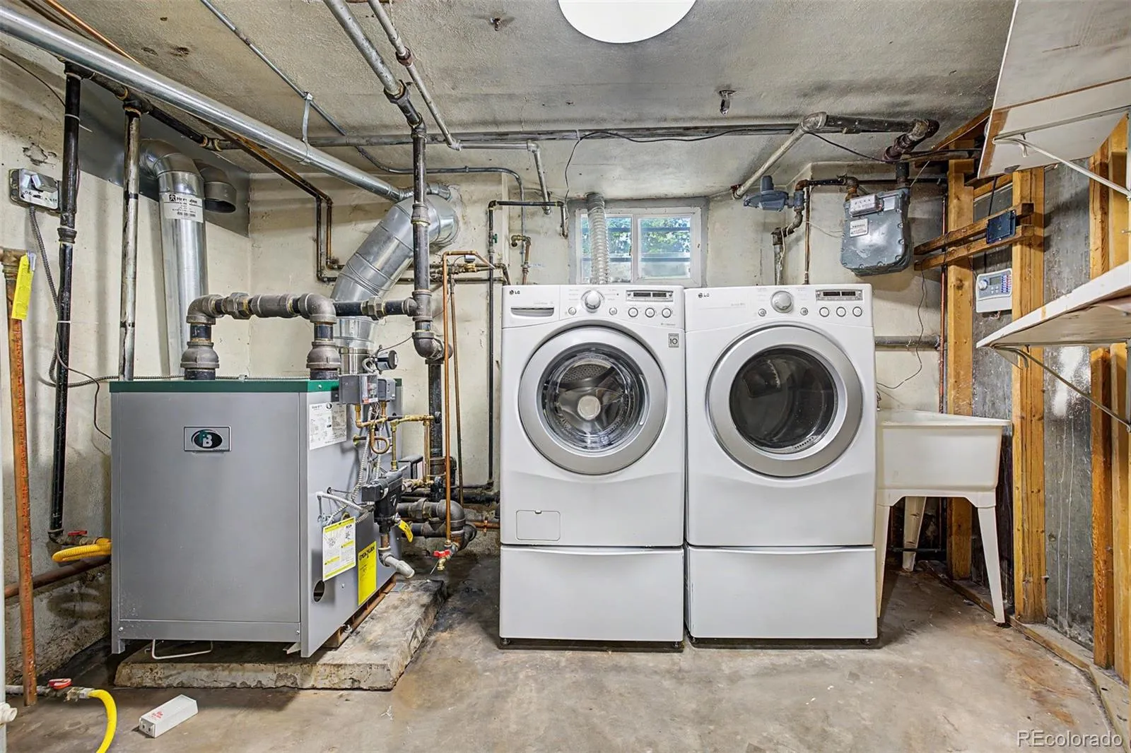 04172026205838 1600 35