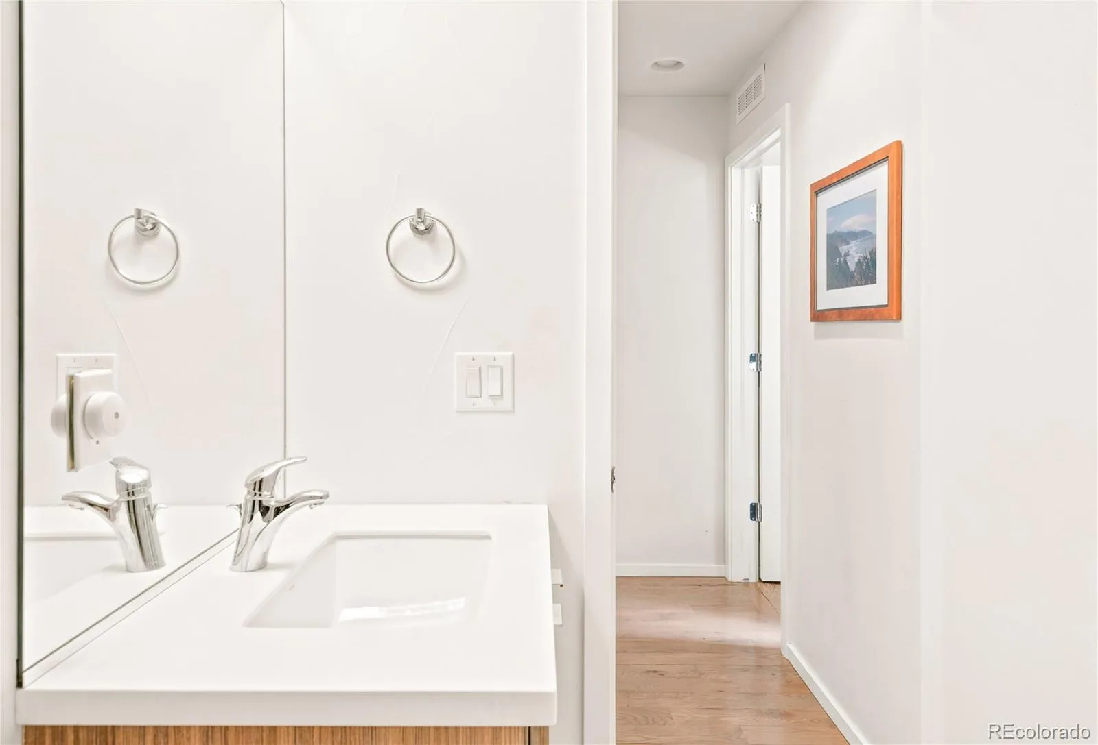 3180 E 33rd Avenue Denver CO 80205 | MLS #REC6241552 08212026214502 1600 19