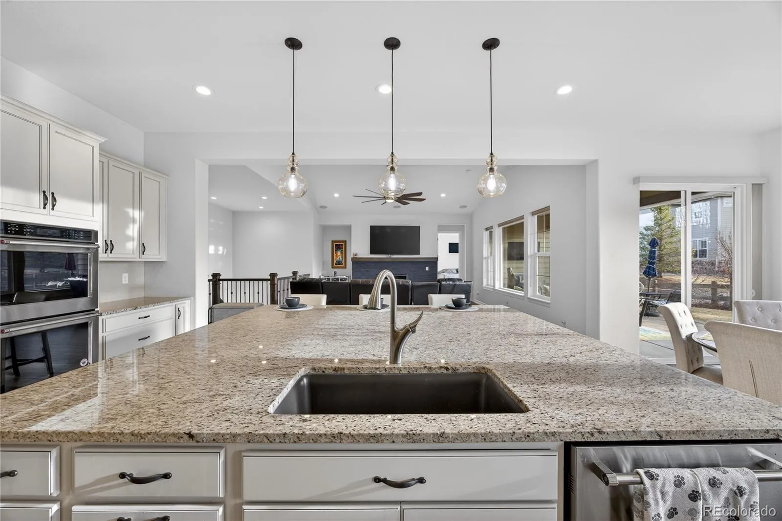 27560 E Lakeview Drive Aurora CO 80016 MLS #REC6241602 04172026171550 1600 4