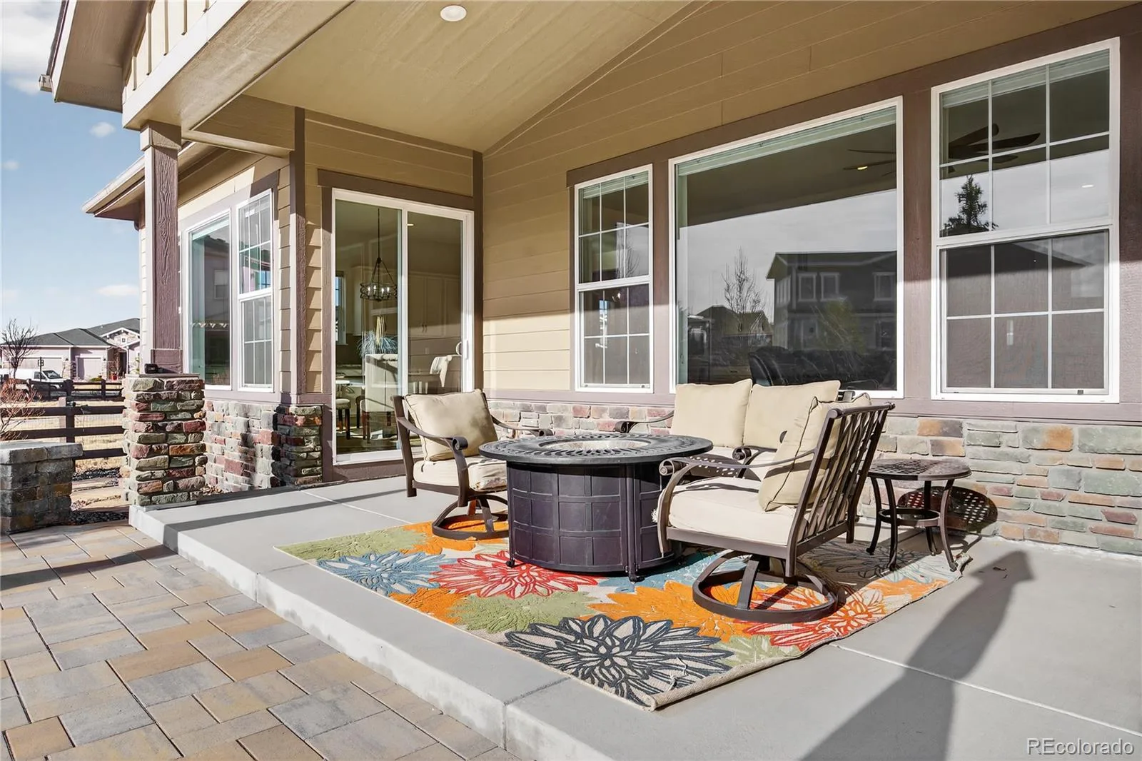 27560 E Lakeview Drive Aurora CO 80016 MLS #REC6241602 06102026163722 1600 39
