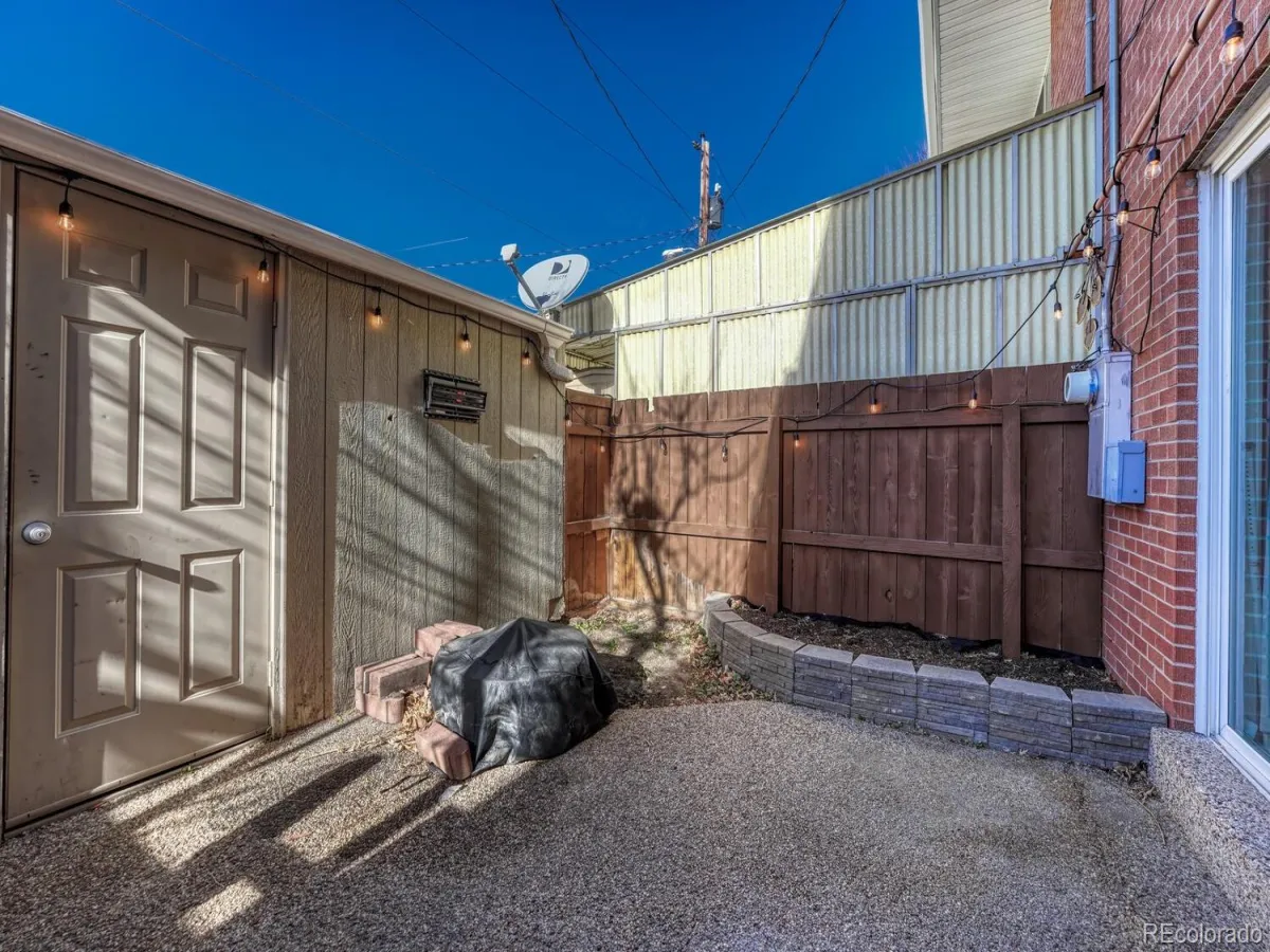 9004 E Mansfield Avenue Denver CO 80237 MLS #REC6242012 04252026165008 1200 38