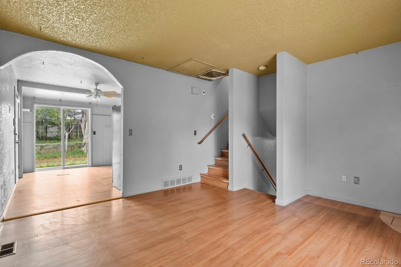 15977 E 17th Place Aurora CO 80011 | MLS #REC6243335 08262026180524 1600 2