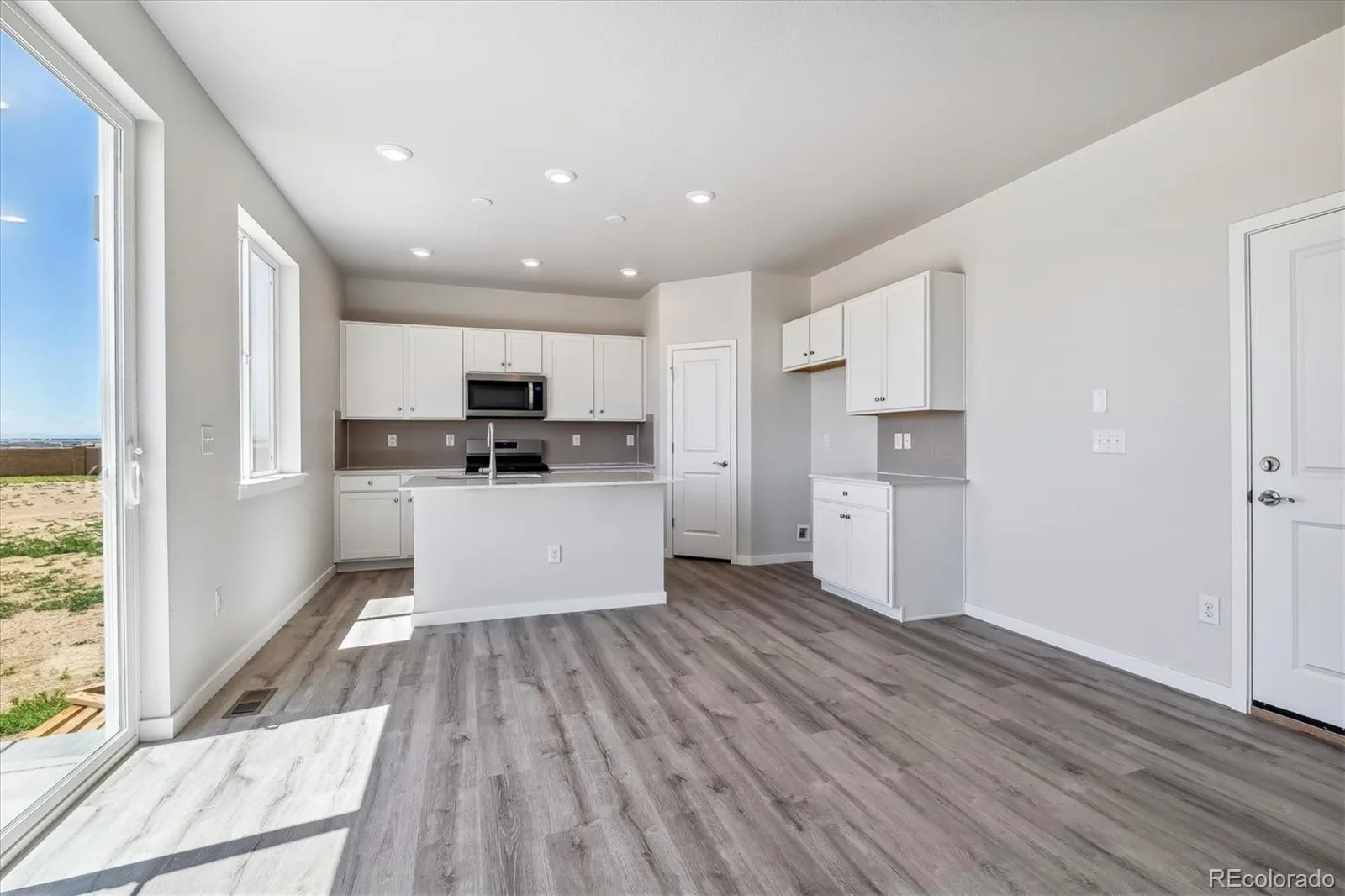 20255 E 58th Place Aurora CO 80019 | MLS #REC6243688 10152026001917 1600 11