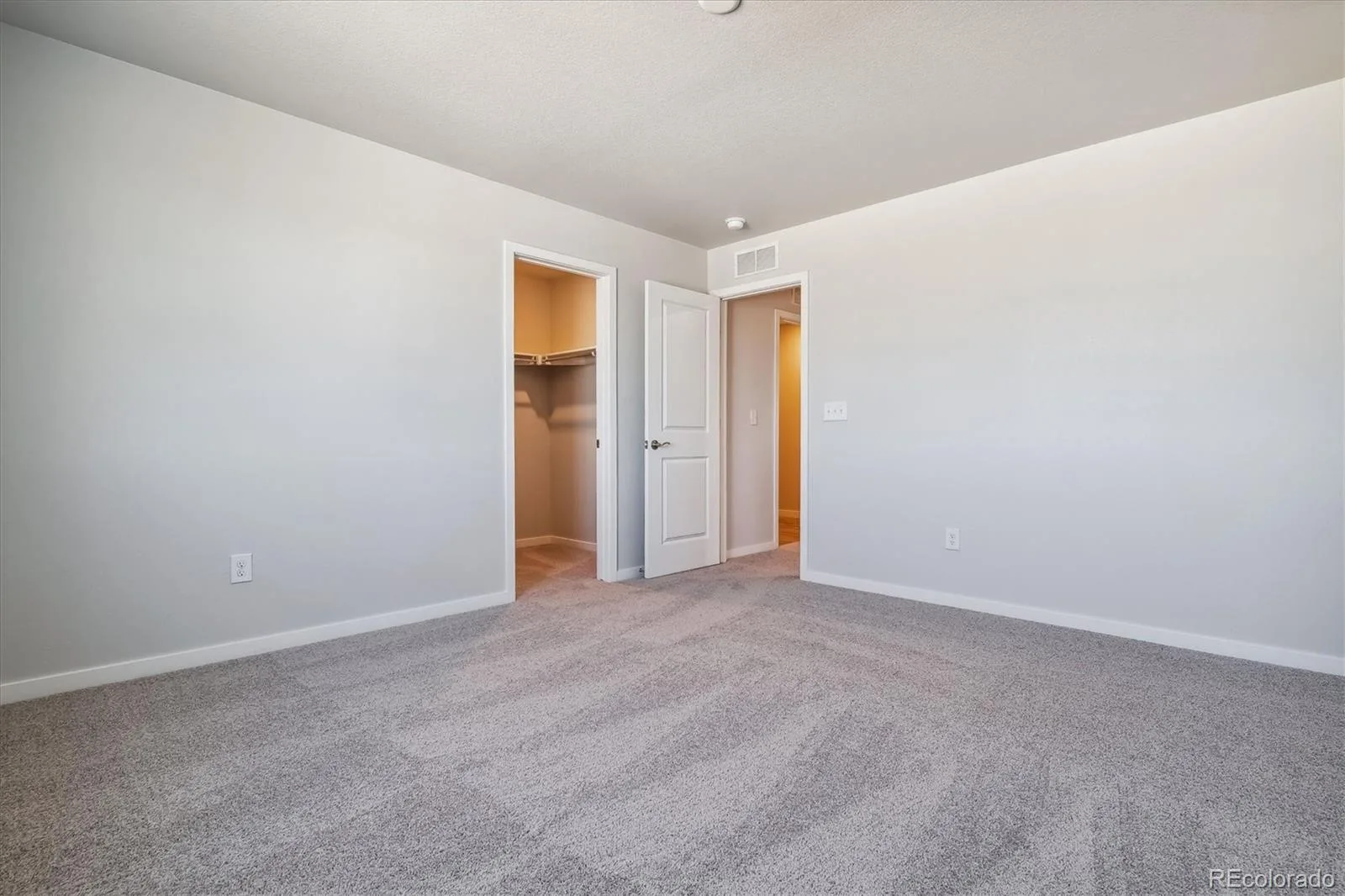 20255 E 58th Place Aurora CO 80019 | MLS #REC6243688 10152026001917 1600 20
