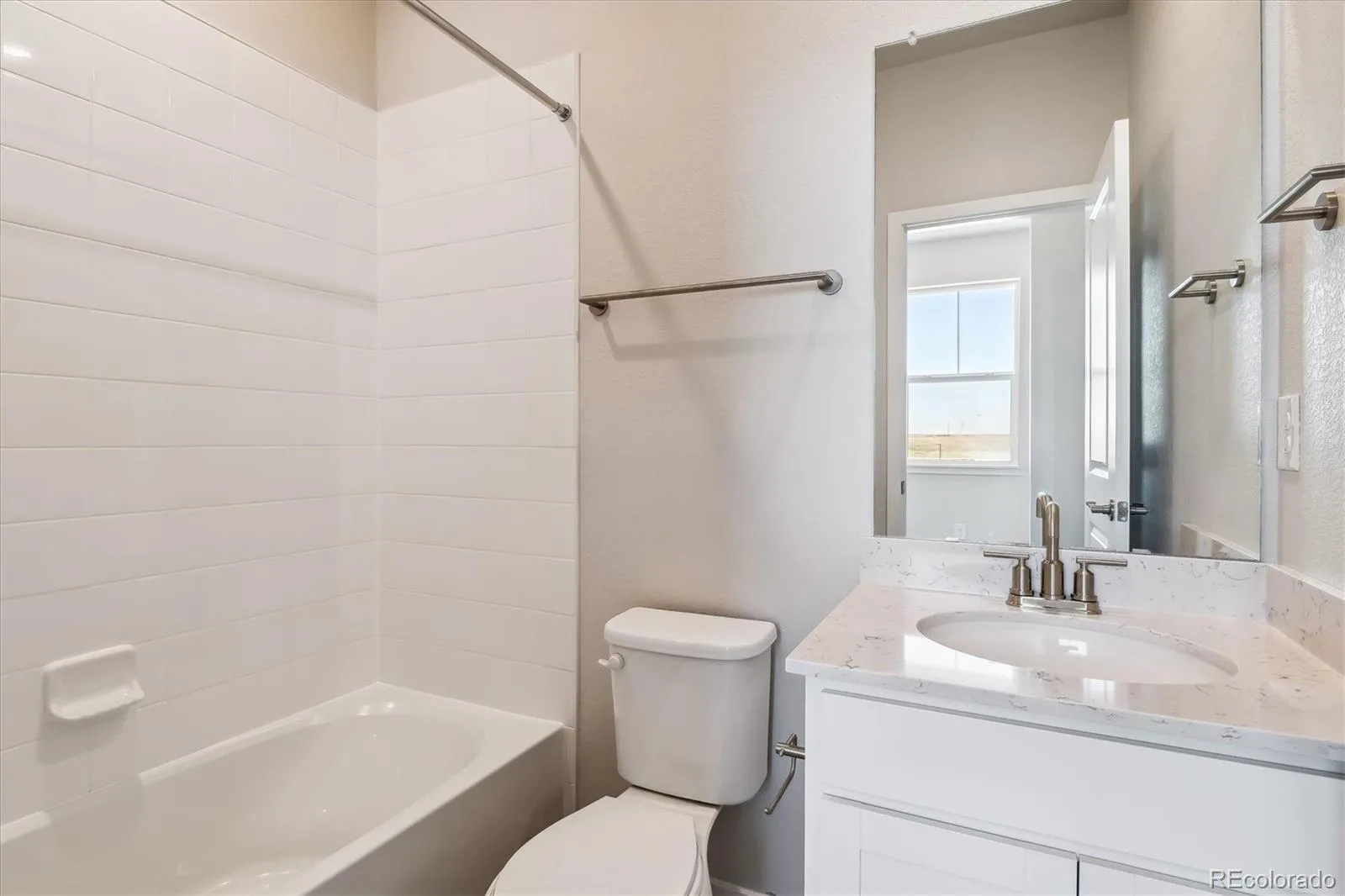 20255 E 58th Place Aurora CO 80019 | MLS #REC6243688 10152026001917 1600 3
