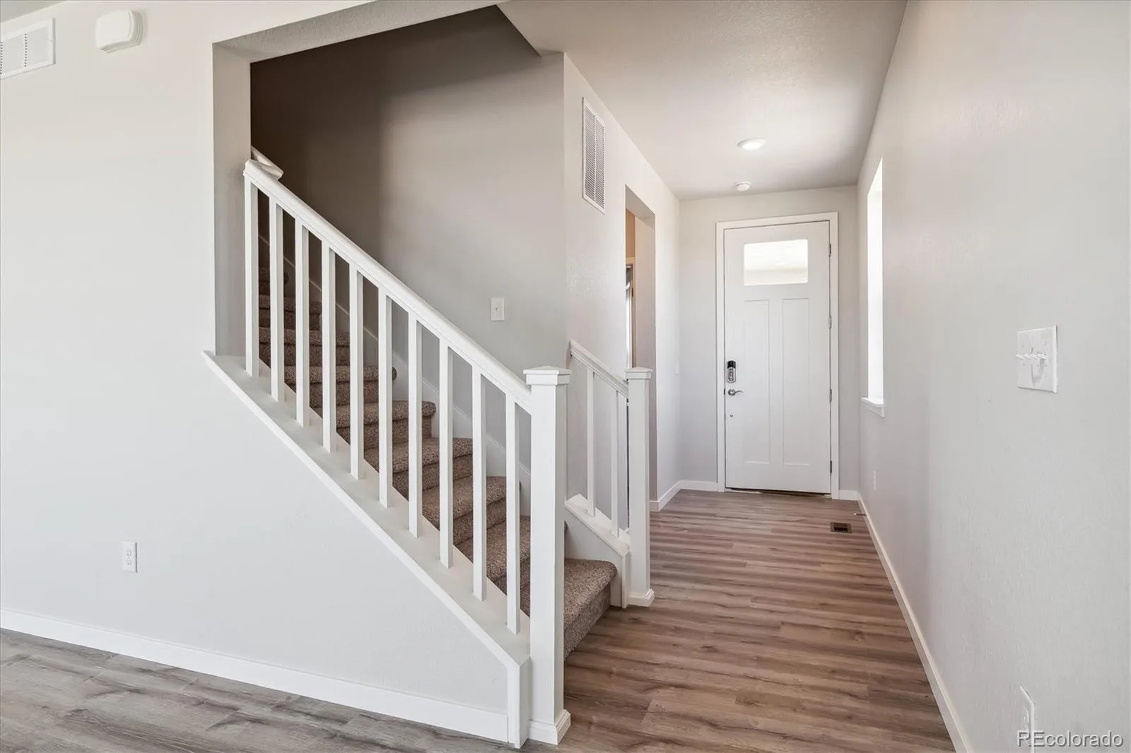 20255 E 58th Place Aurora CO 80019 | MLS #REC6243688 10152026001917 1600 4